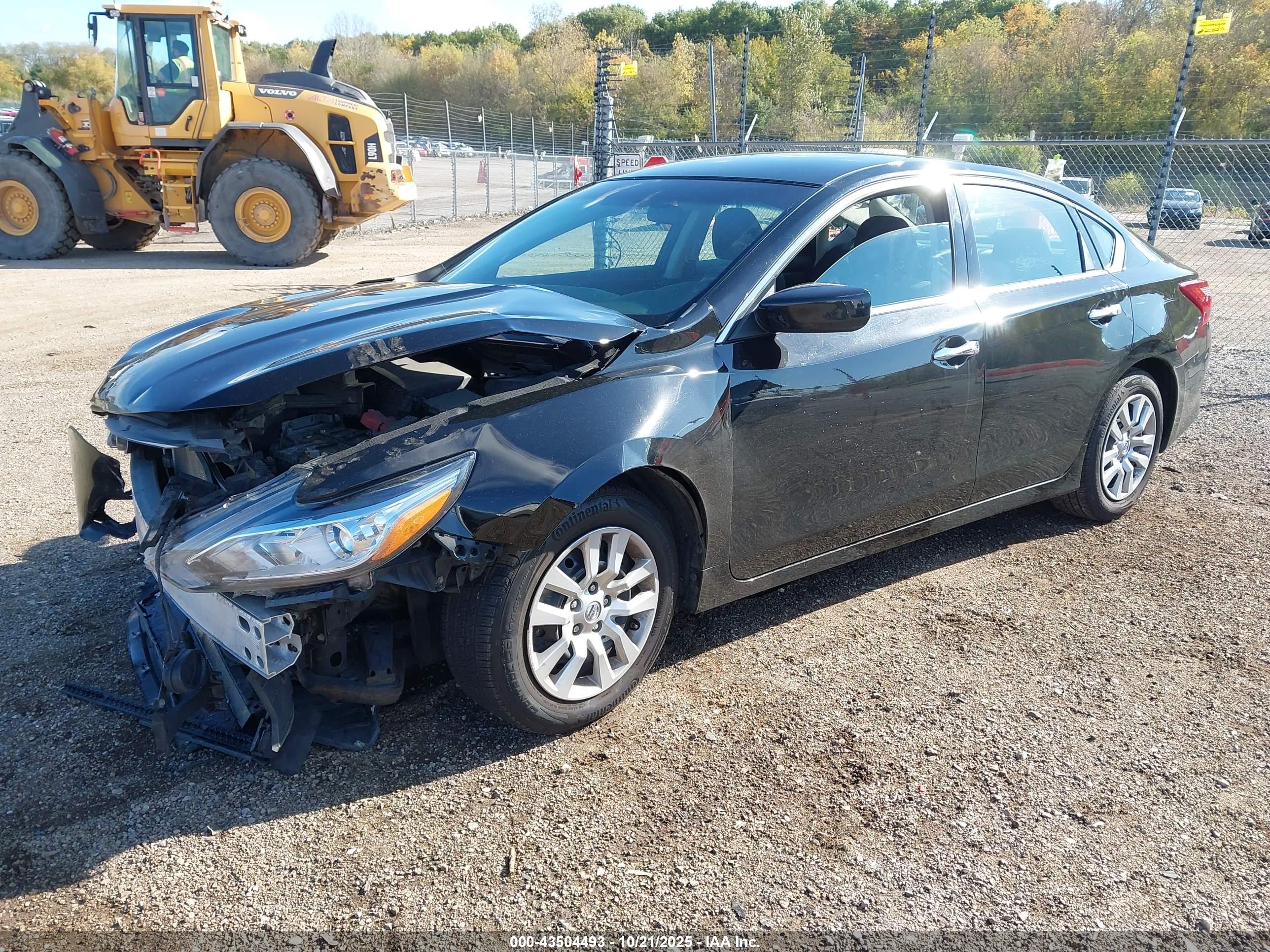 NISSAN ALTIMA image 2