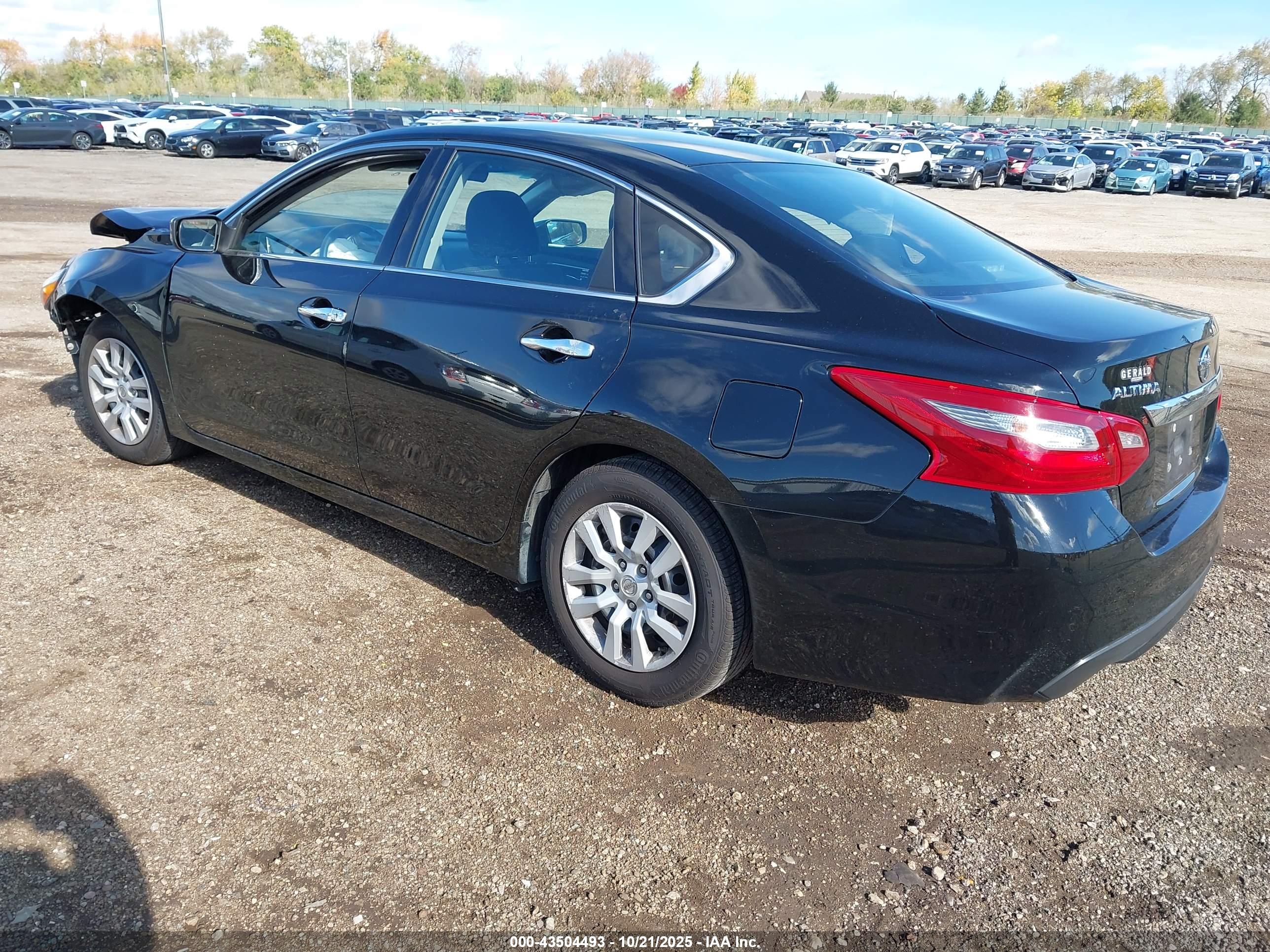 NISSAN ALTIMA image 3