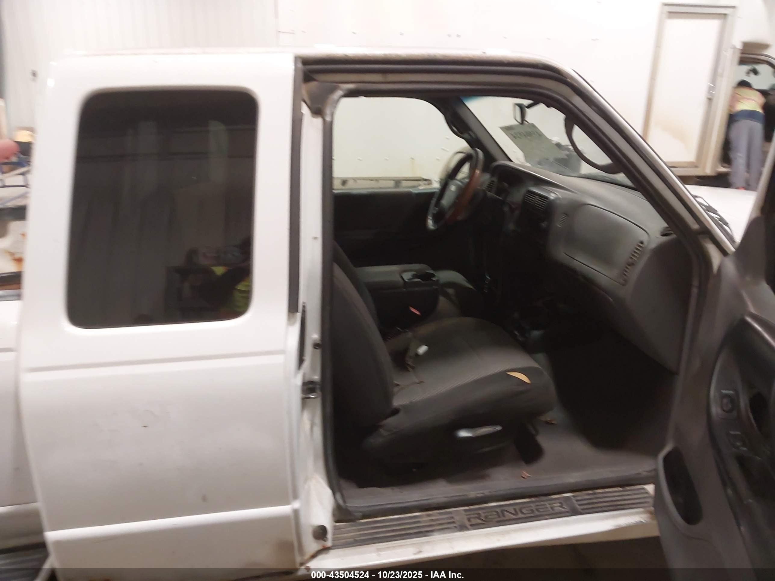 FORD RANGER image 5