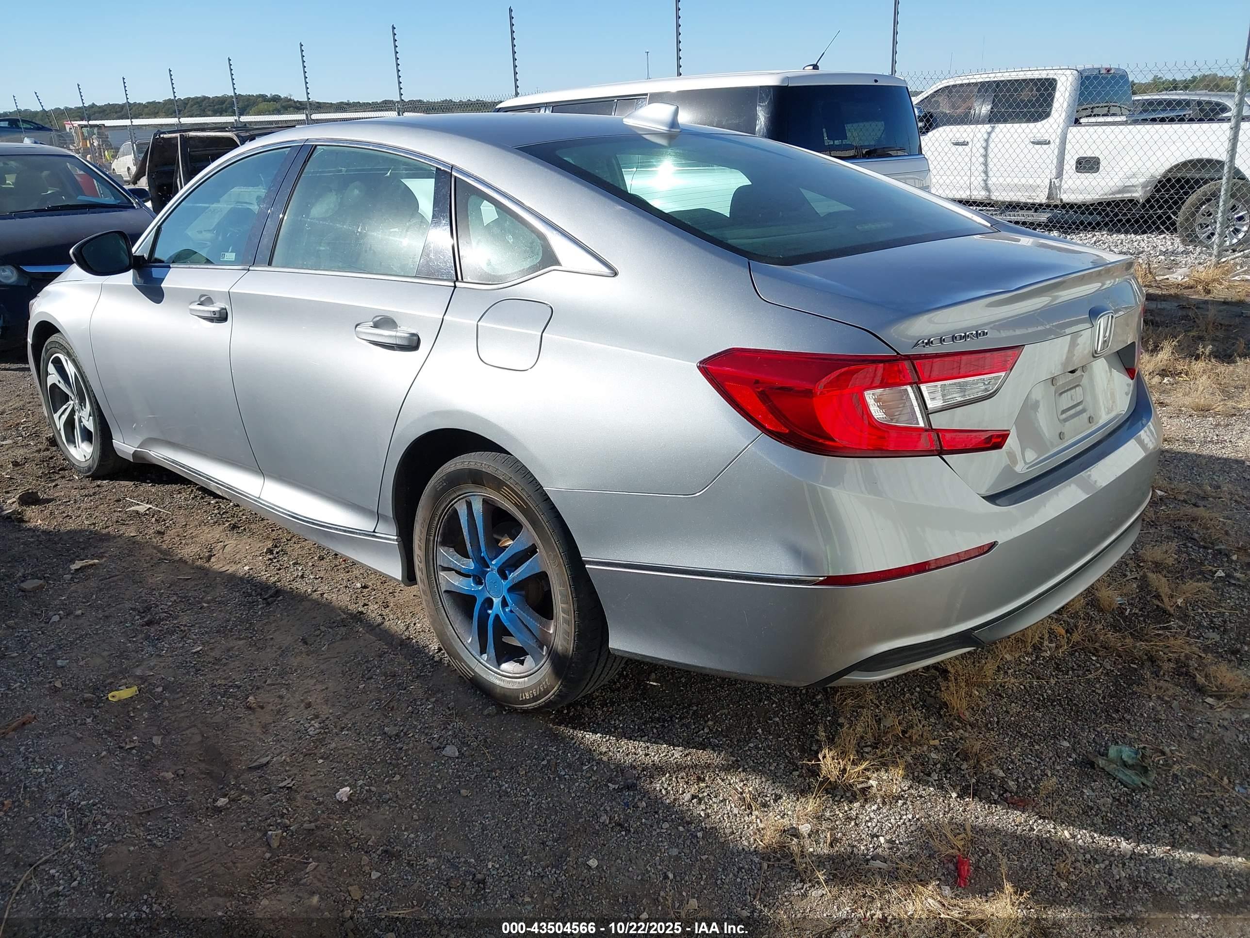HONDA ACCORD image 3