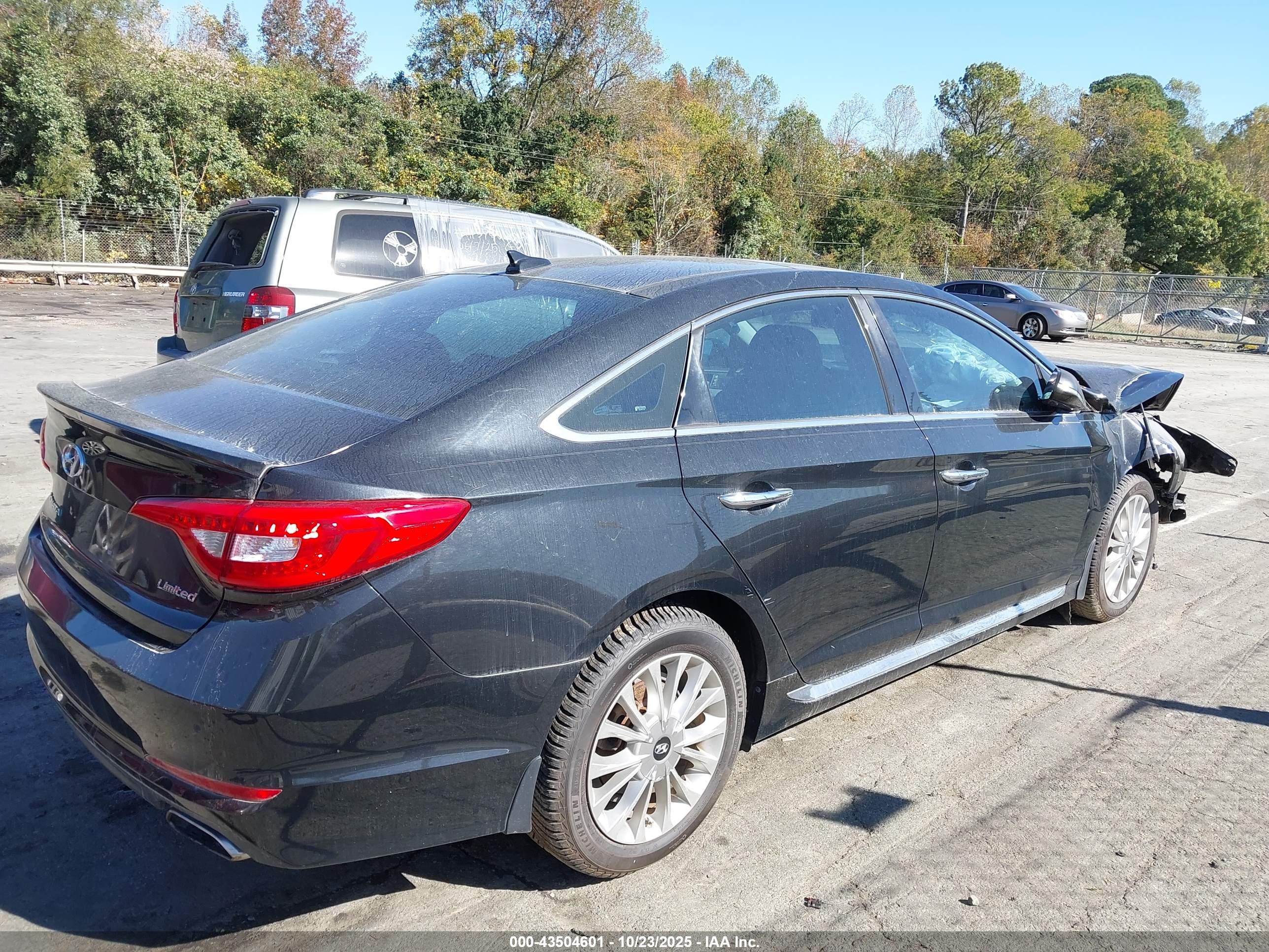 HYUNDAI SONATA image 4