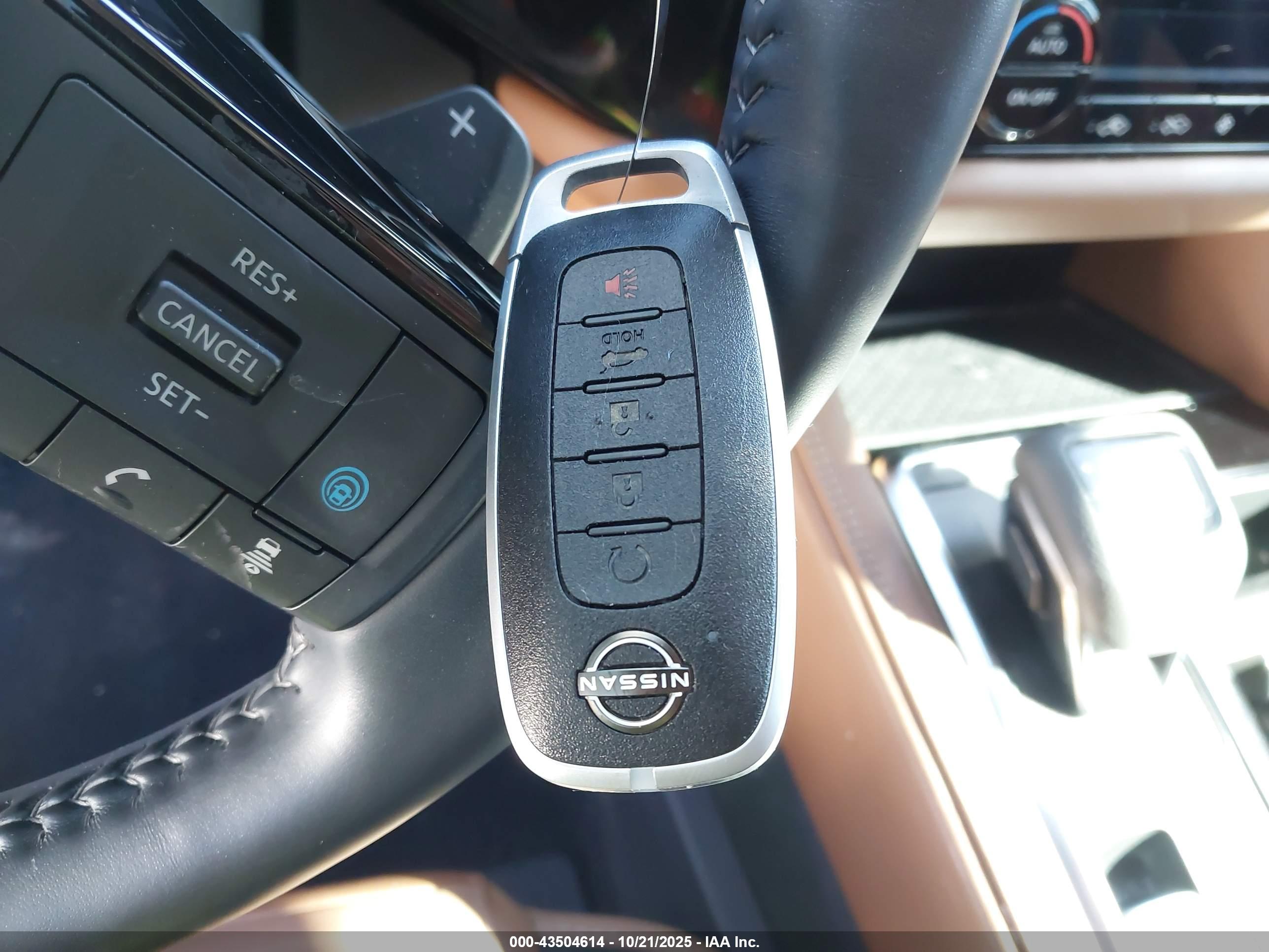 NISSAN PATHFINDER image 11