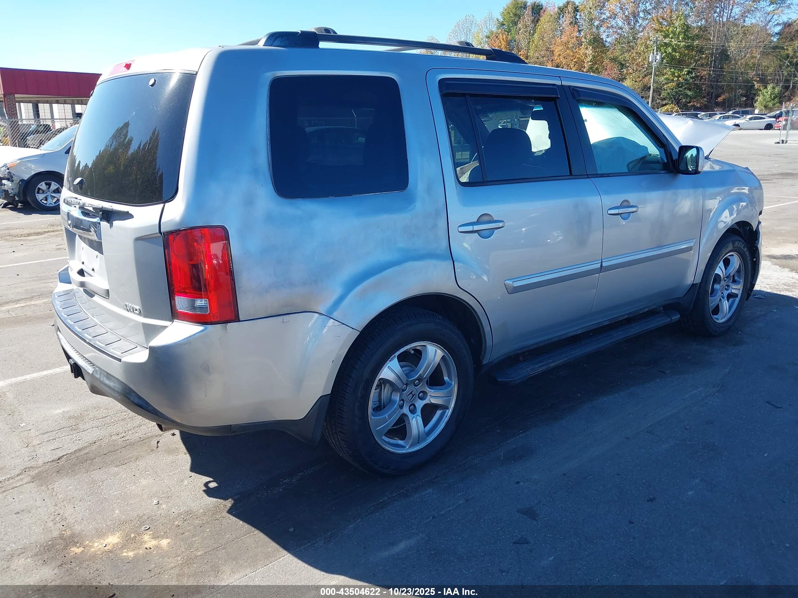 HONDA PILOT image 4