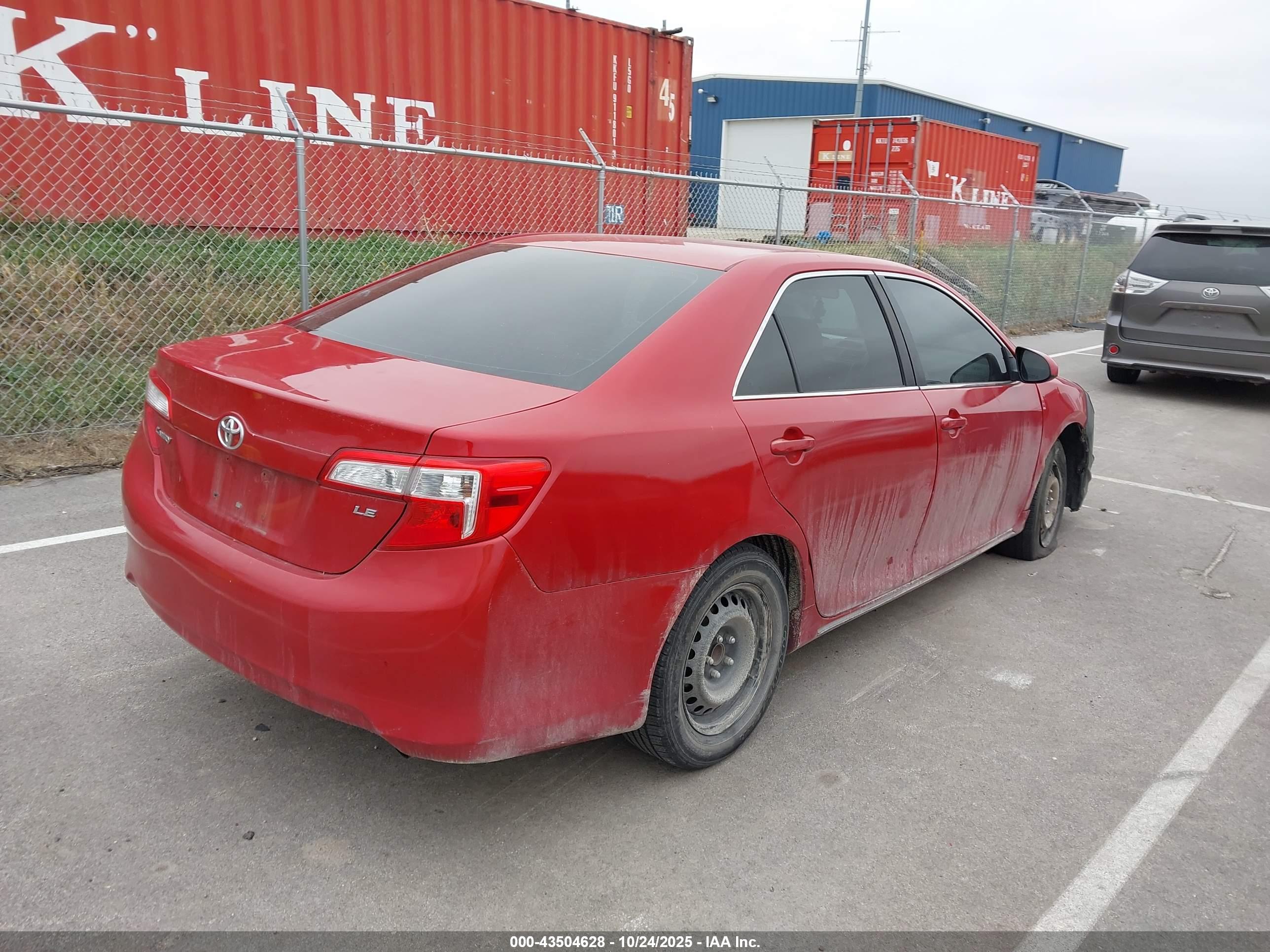 TOYOTA CAMRY image 4