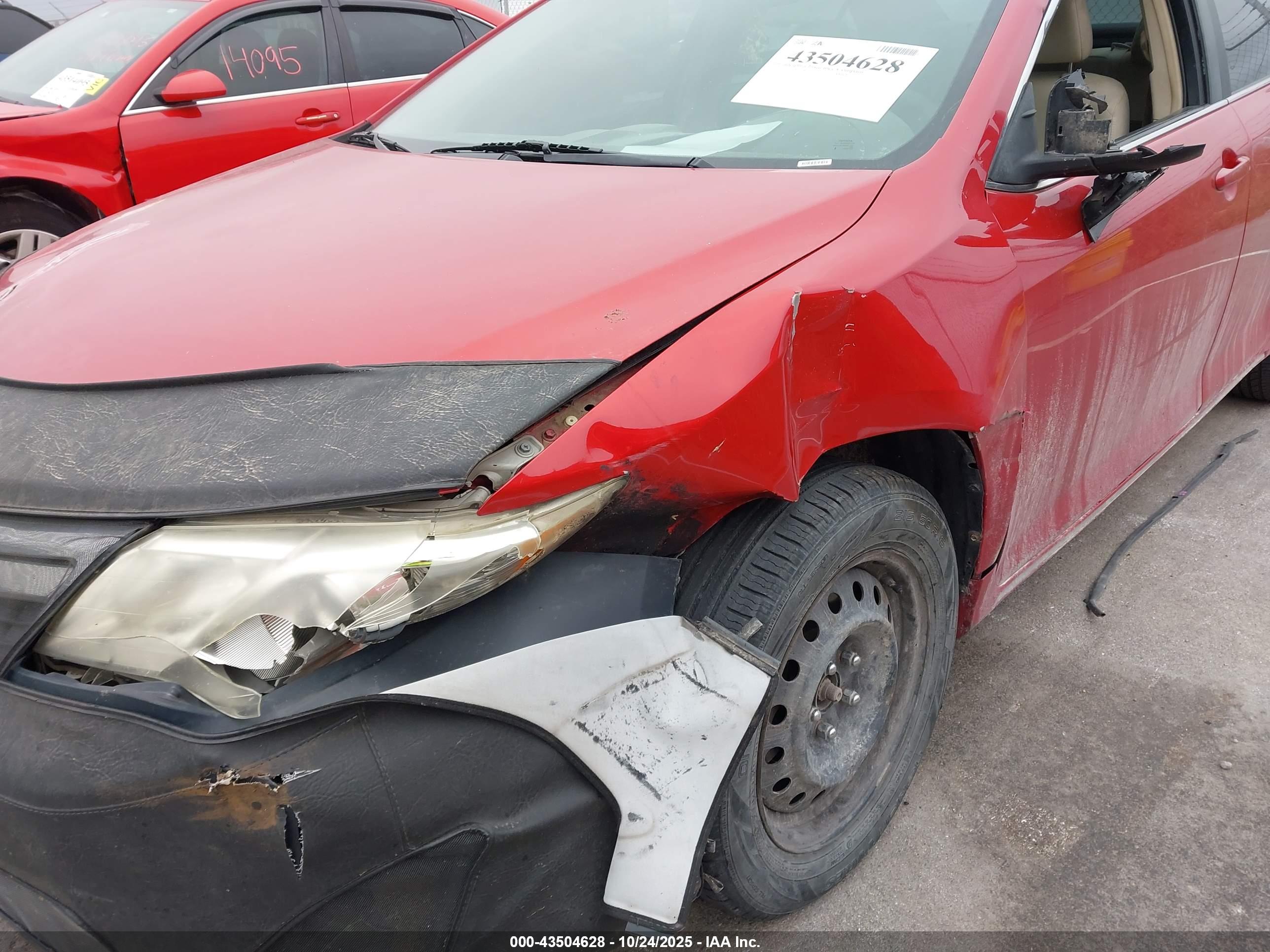 TOYOTA CAMRY image 6
