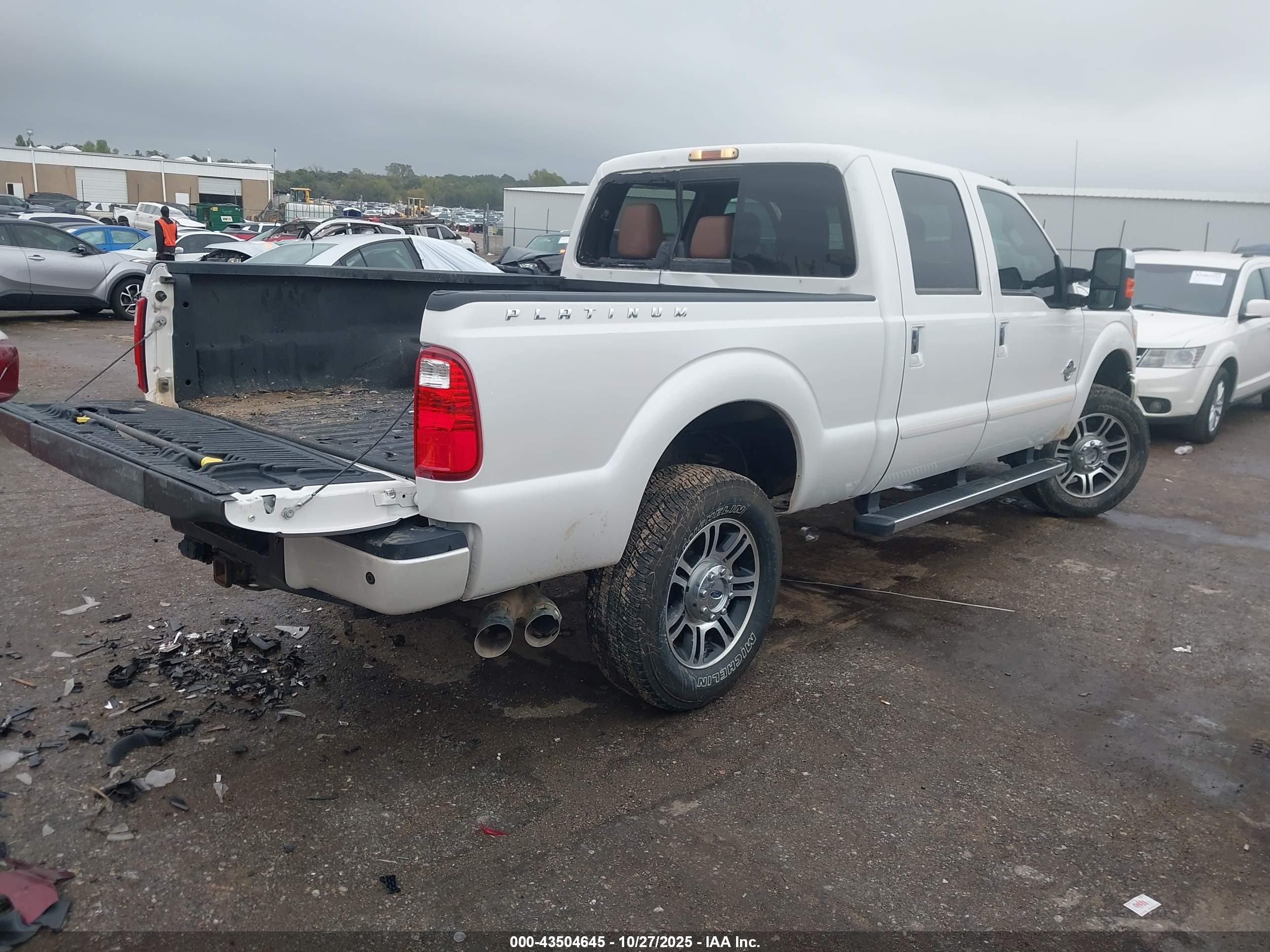 FORD F-350 image 4