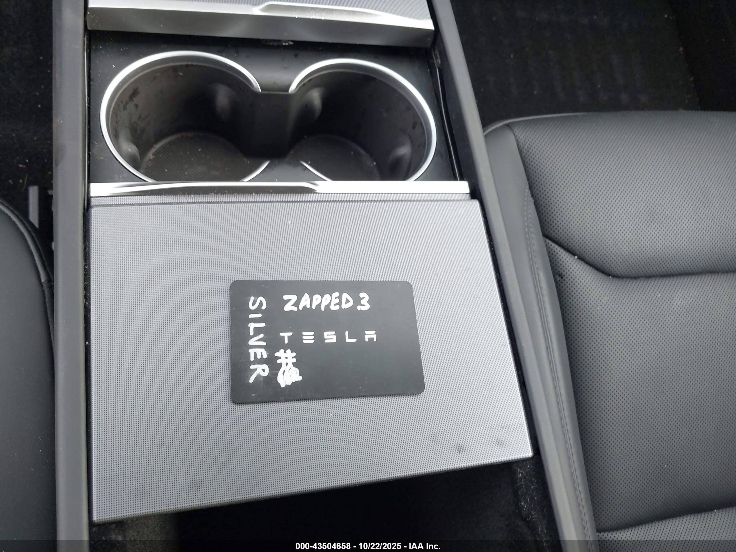 TESLA MODEL image 11