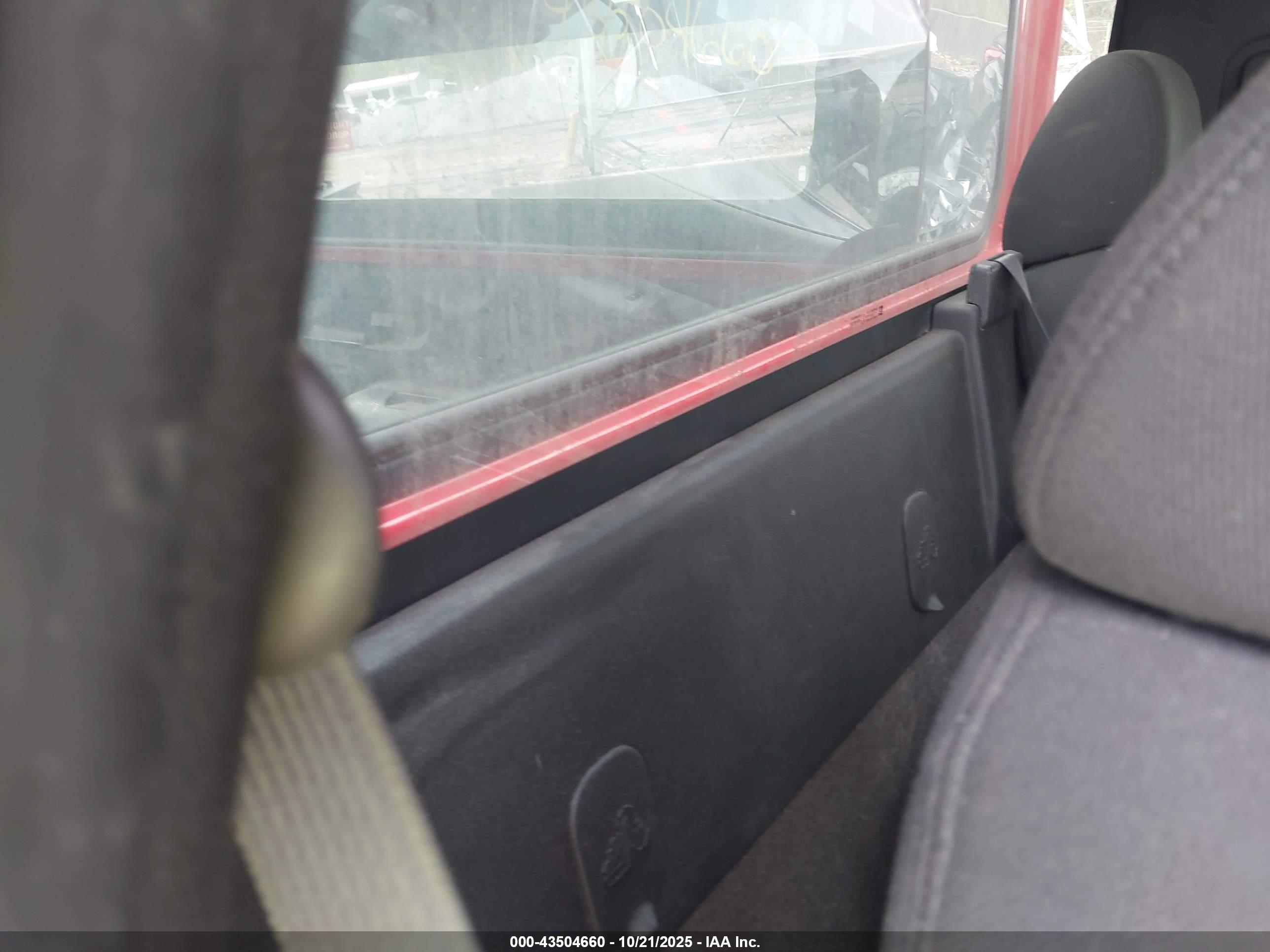 GMC SIERRA image 8