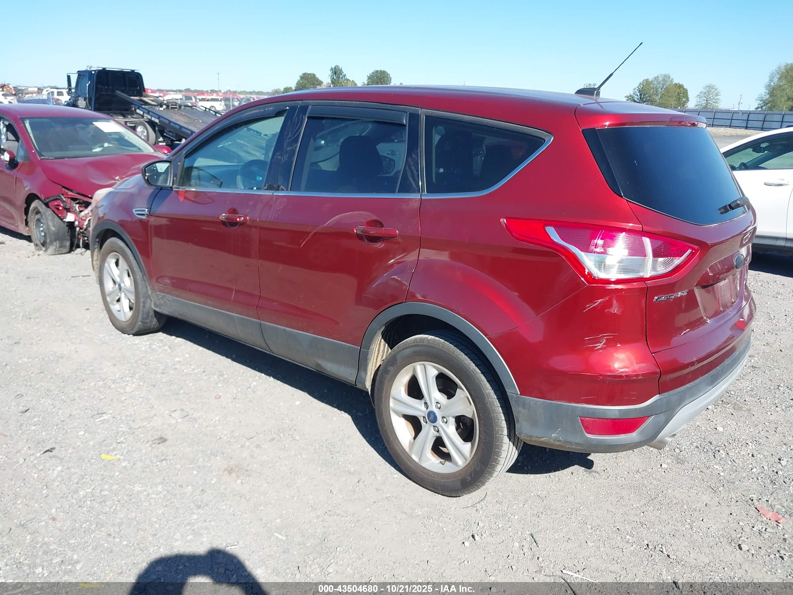 FORD ESCAPE image 3