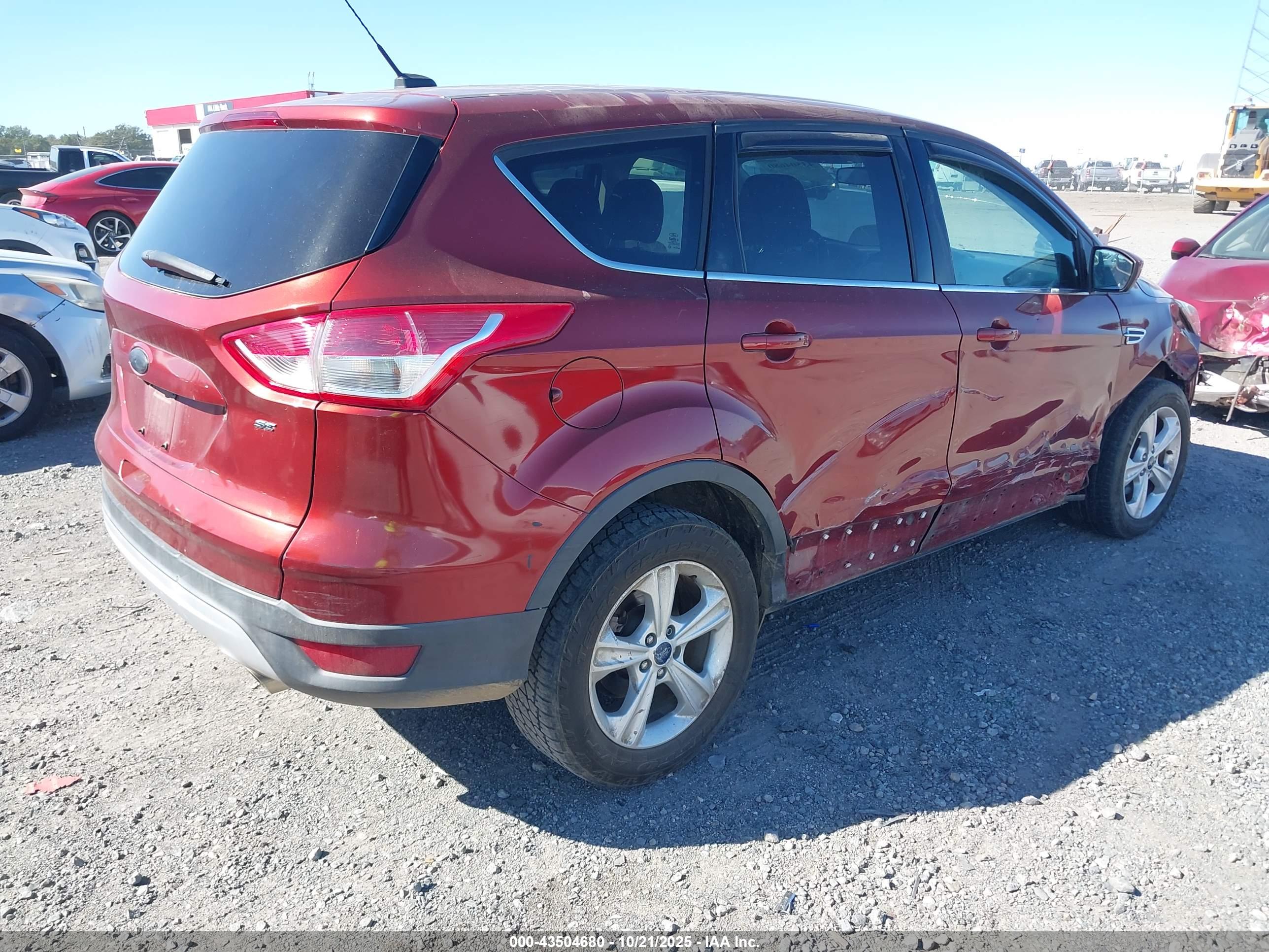 FORD ESCAPE image 4