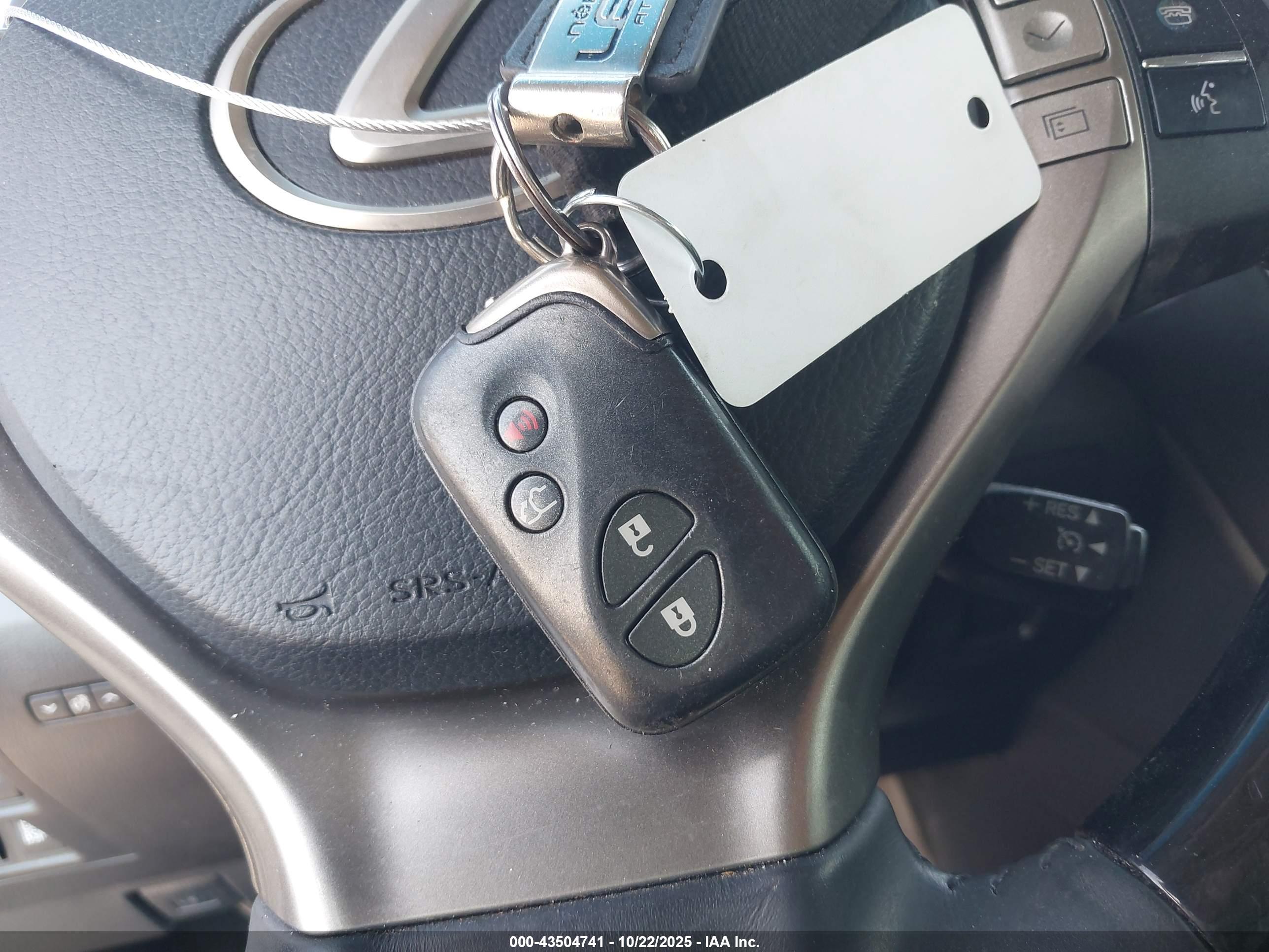 LEXUS RX image 11