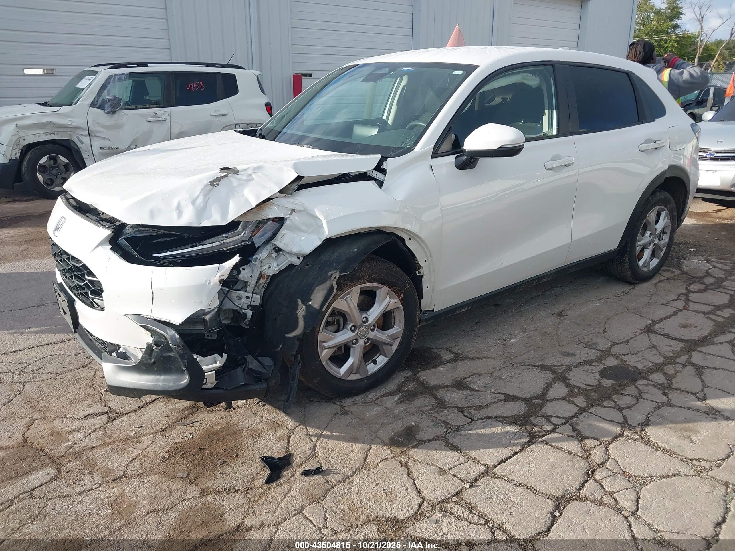 HONDA HR-V image 2