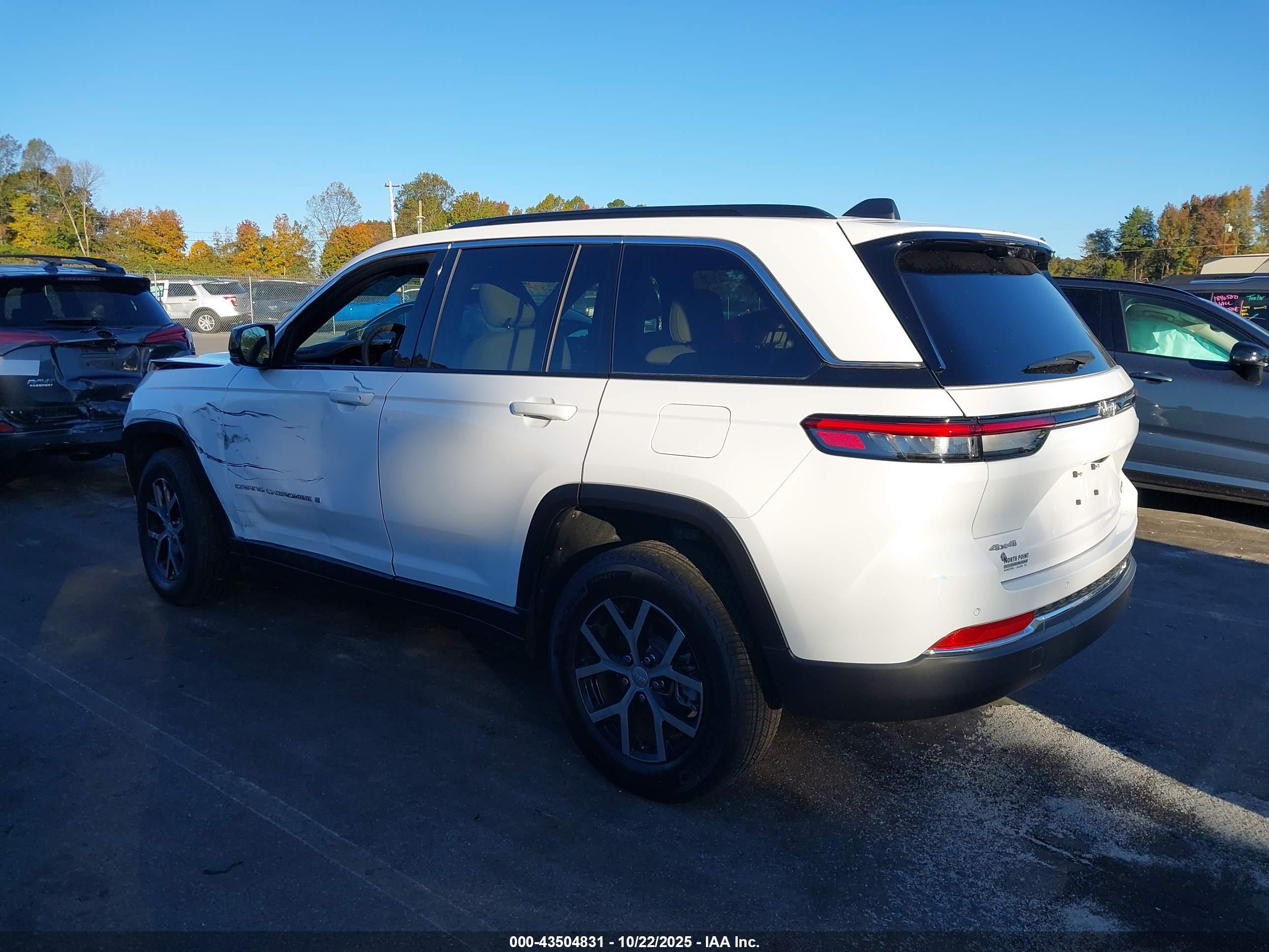 JEEP GRAND image 3