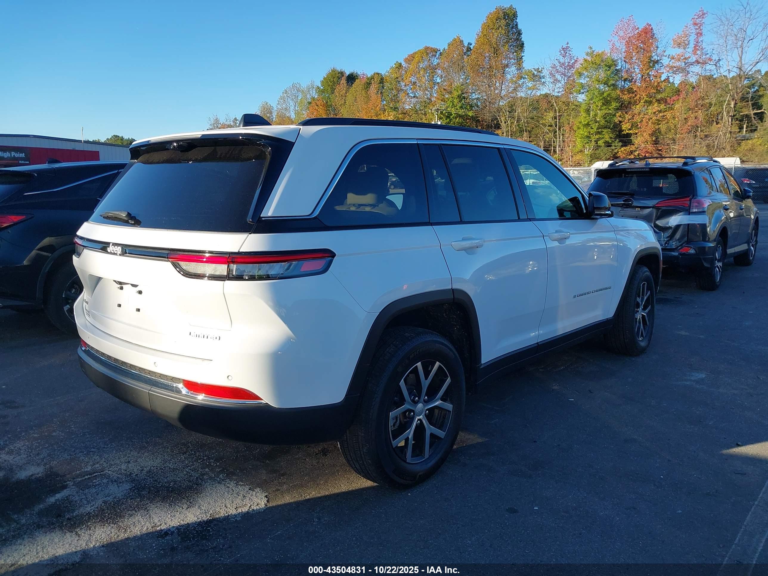 JEEP GRAND image 4