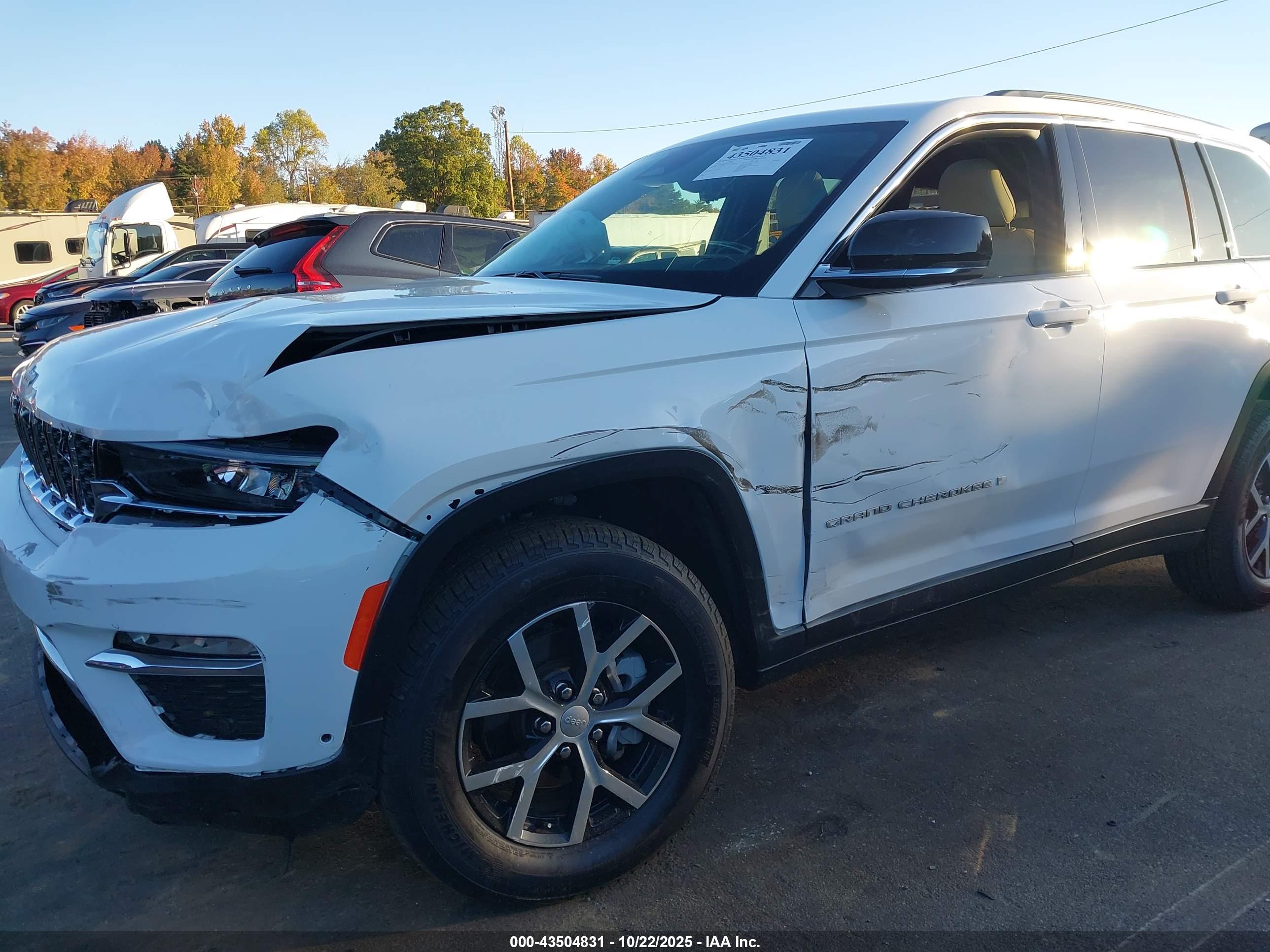 JEEP GRAND image 6