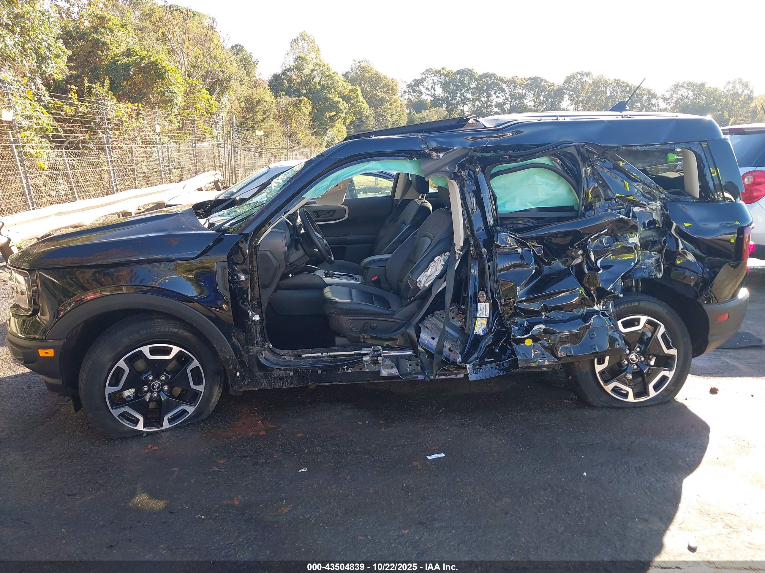 FORD BRONCO image 6