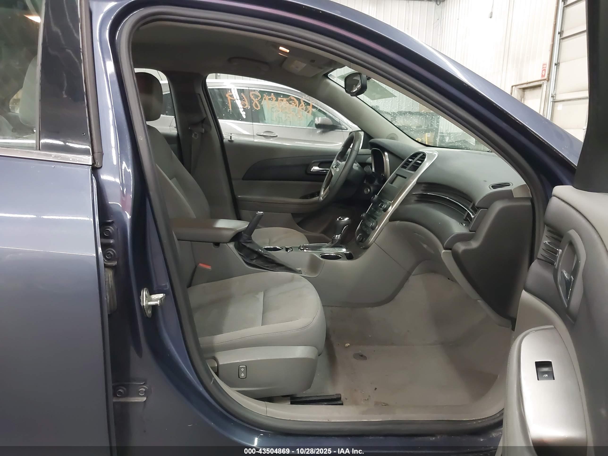 CHEVROLET MALIBU image 5
