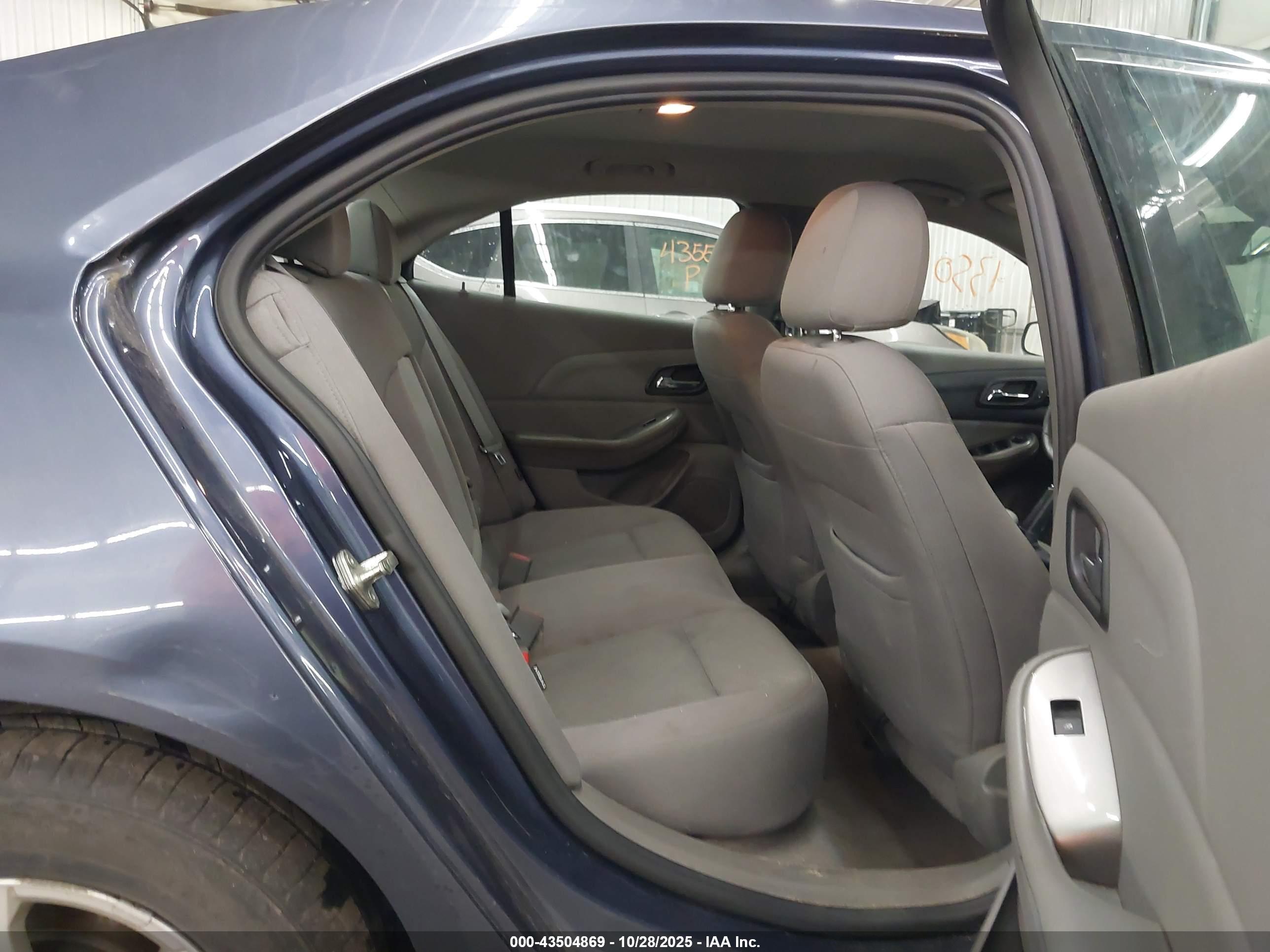 CHEVROLET MALIBU image 8