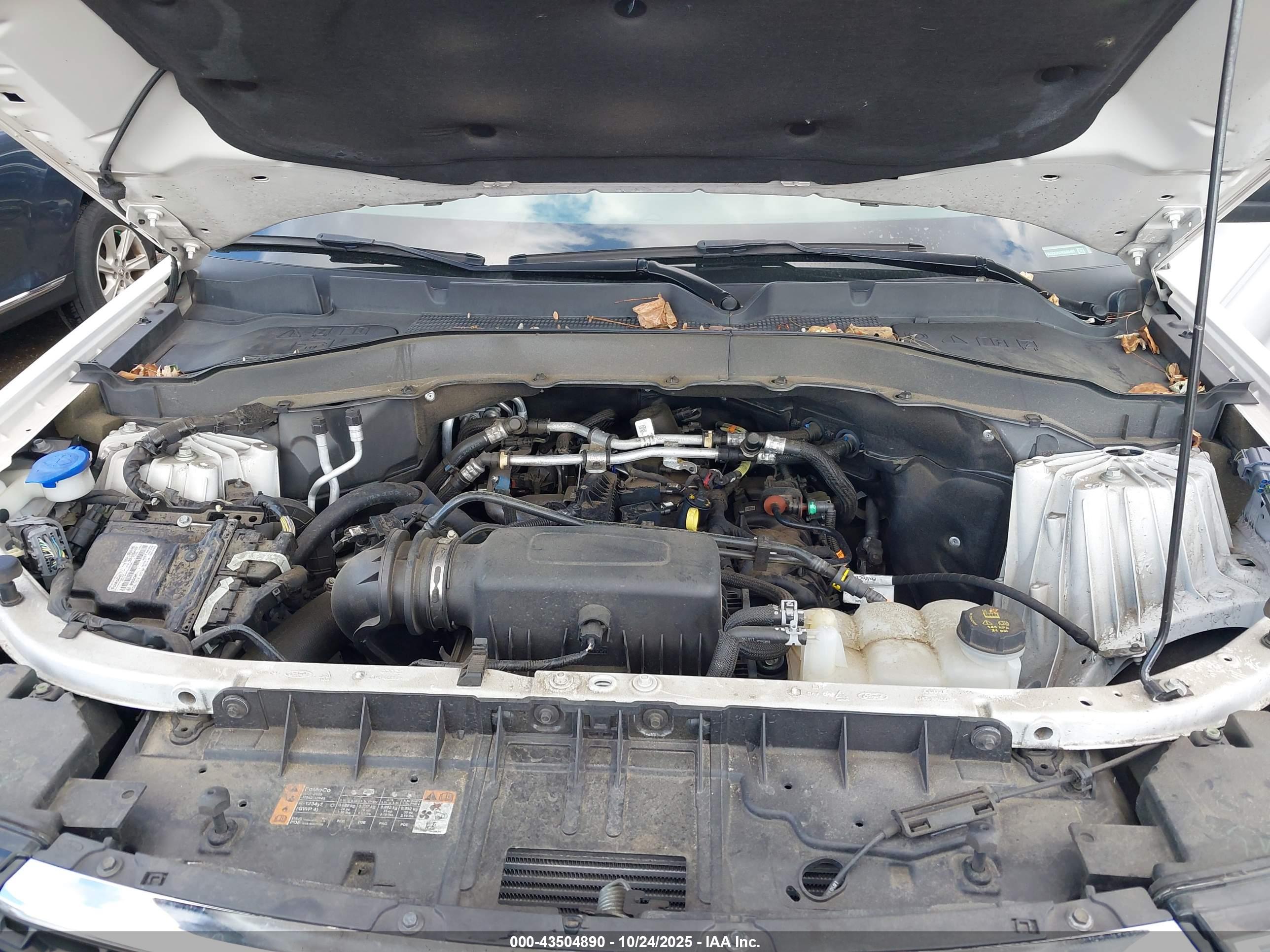 FORD EXPLORER image 10