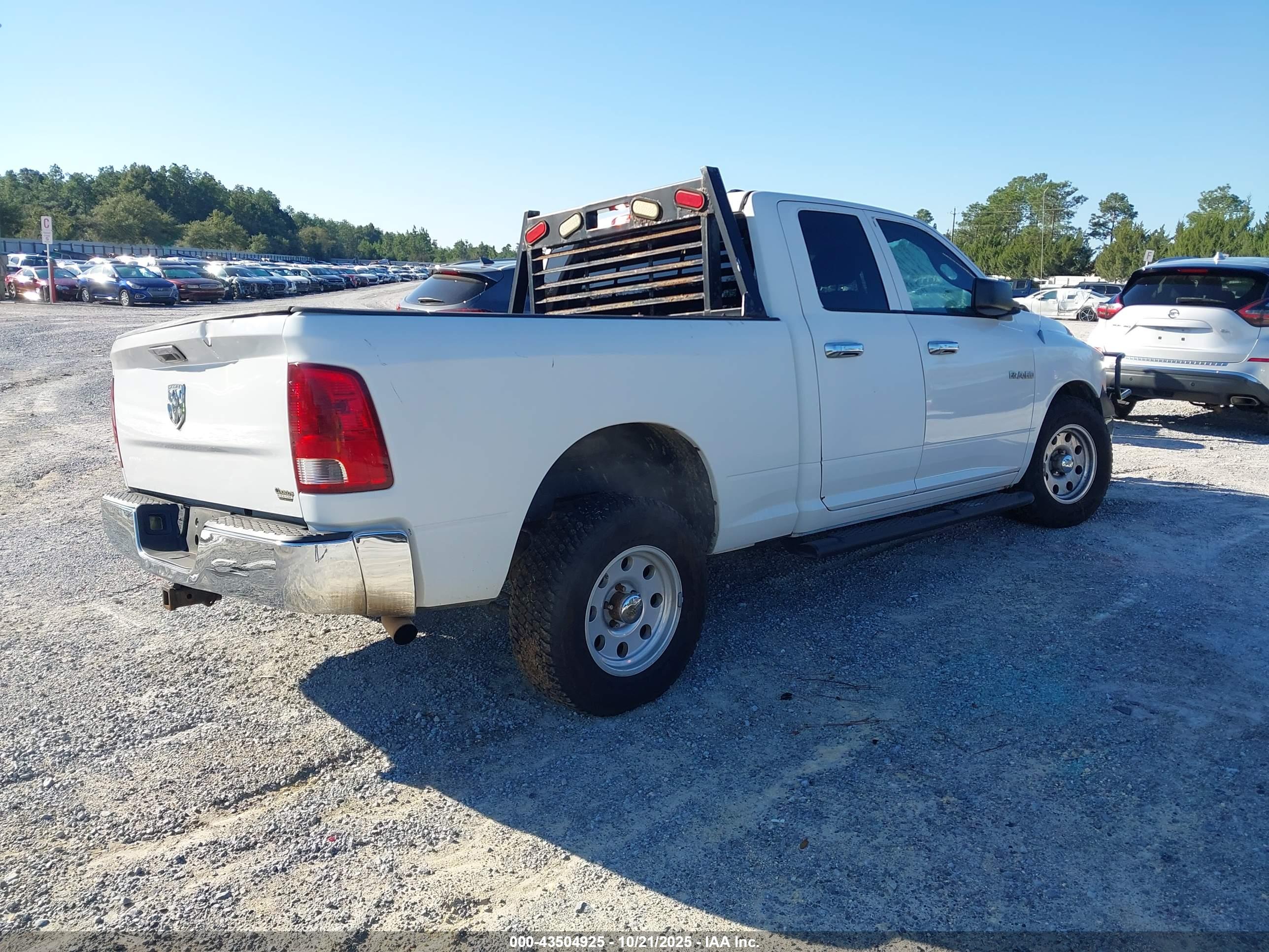 DODGE RAM image 4