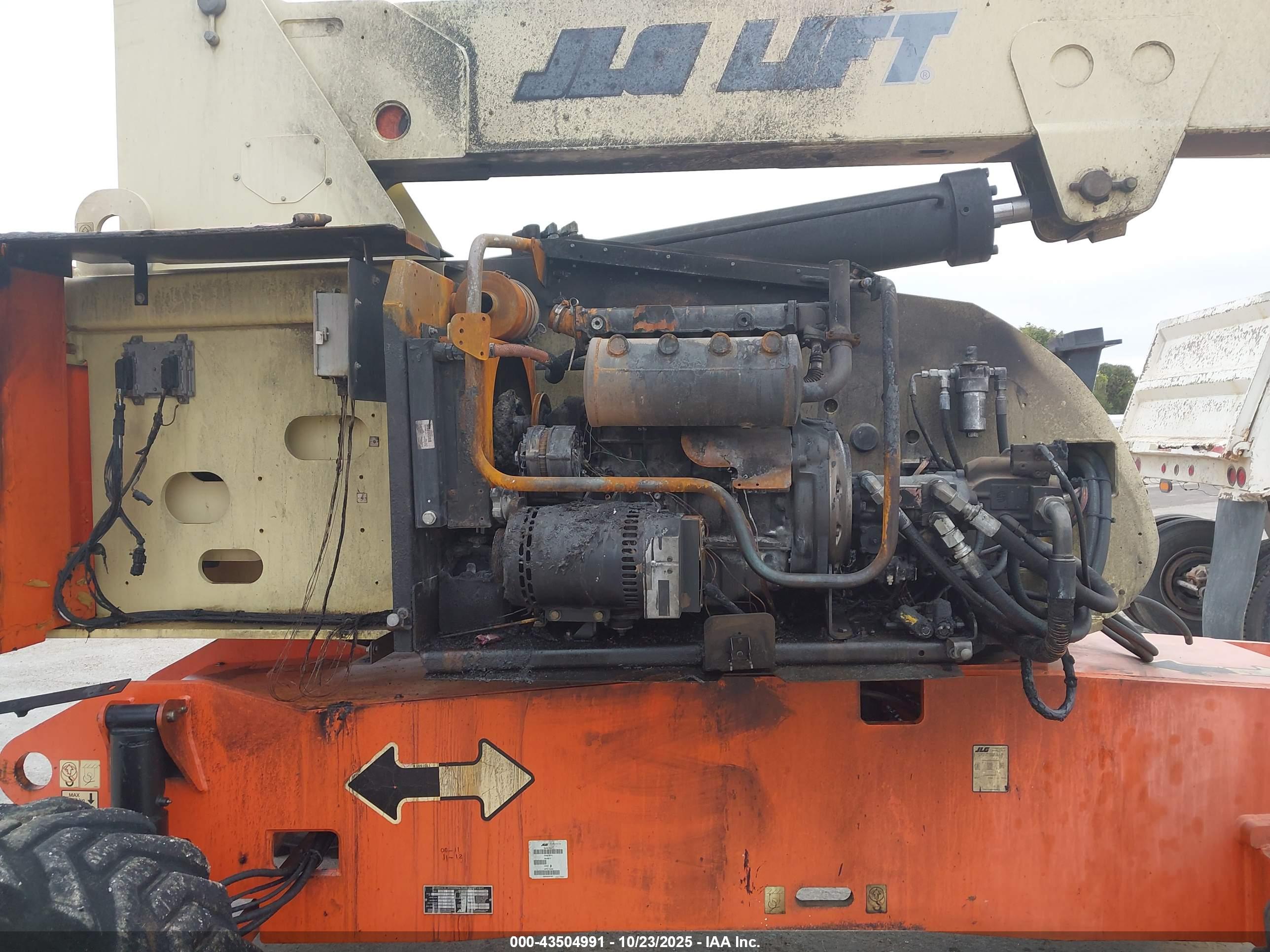 JLG 860SJ image 6
