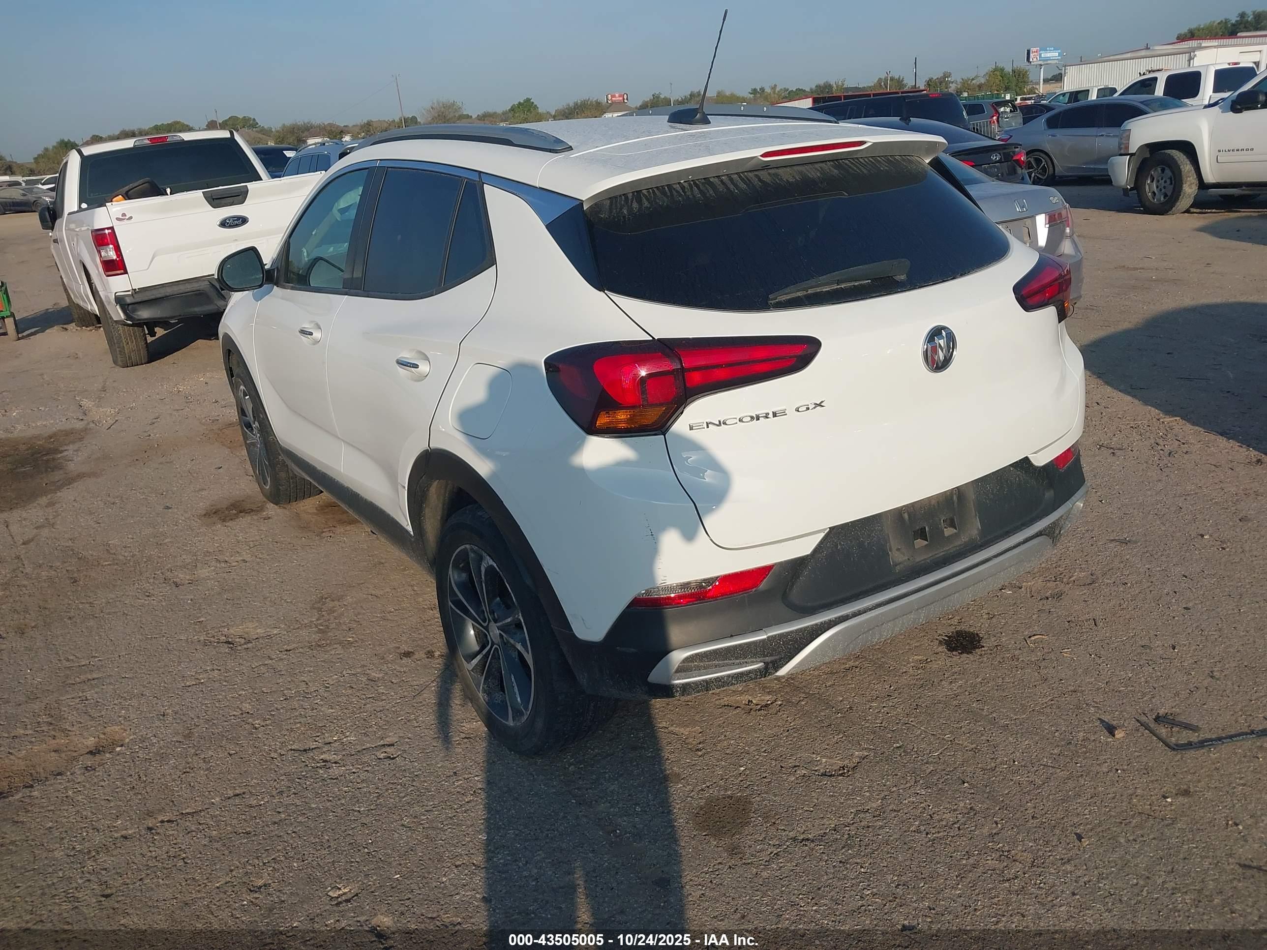 BUICK ENCORE image 3
