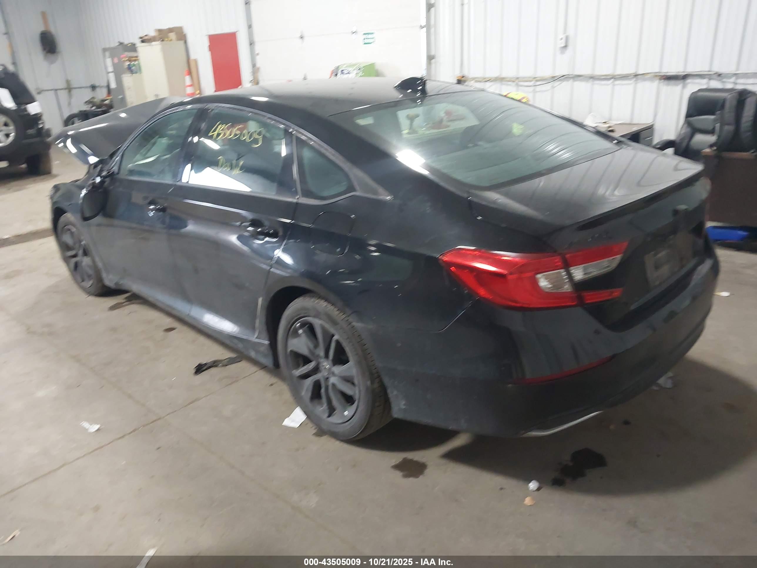 HONDA ACCORD image 3