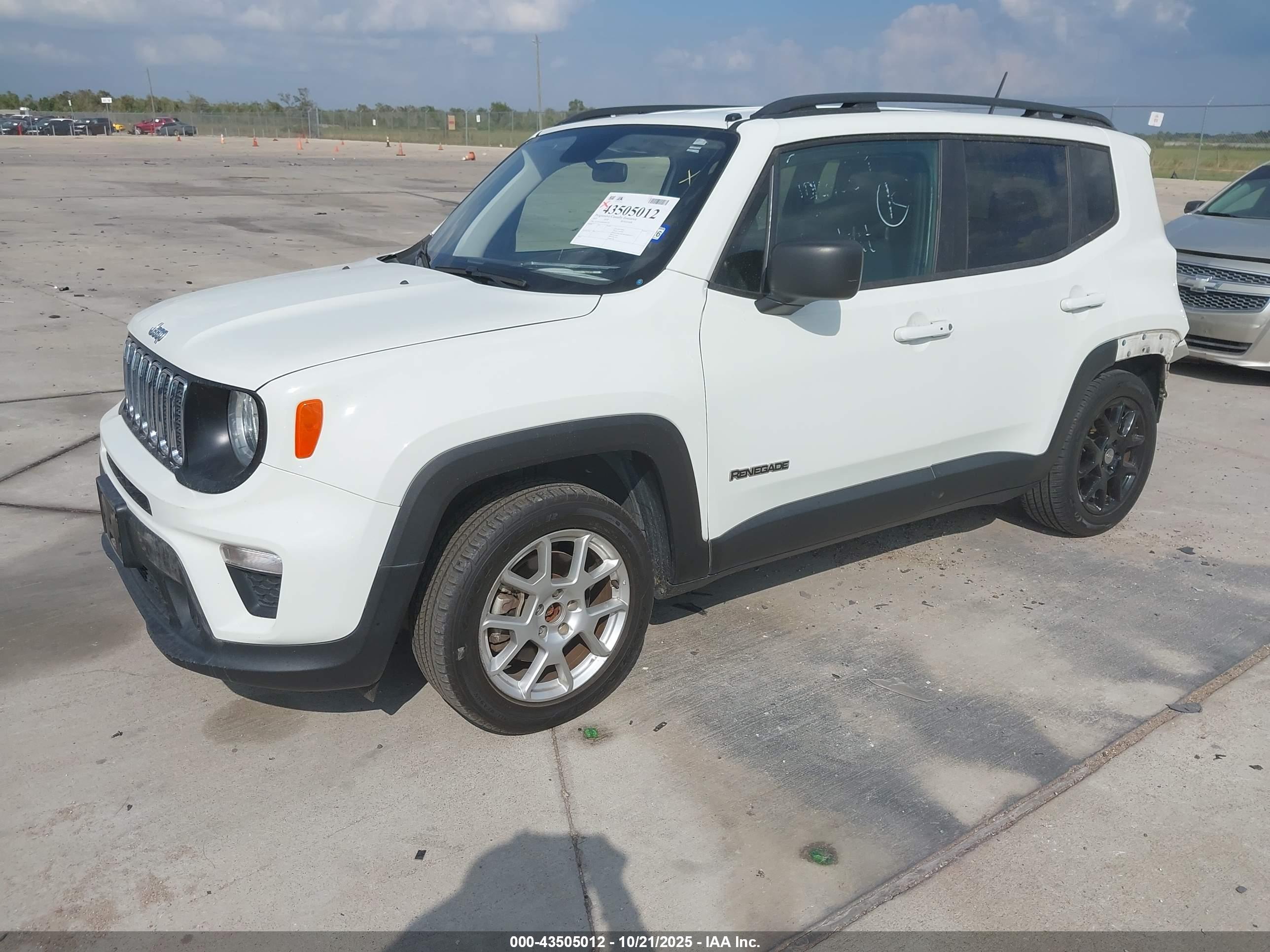 JEEP RENEGADE image 2