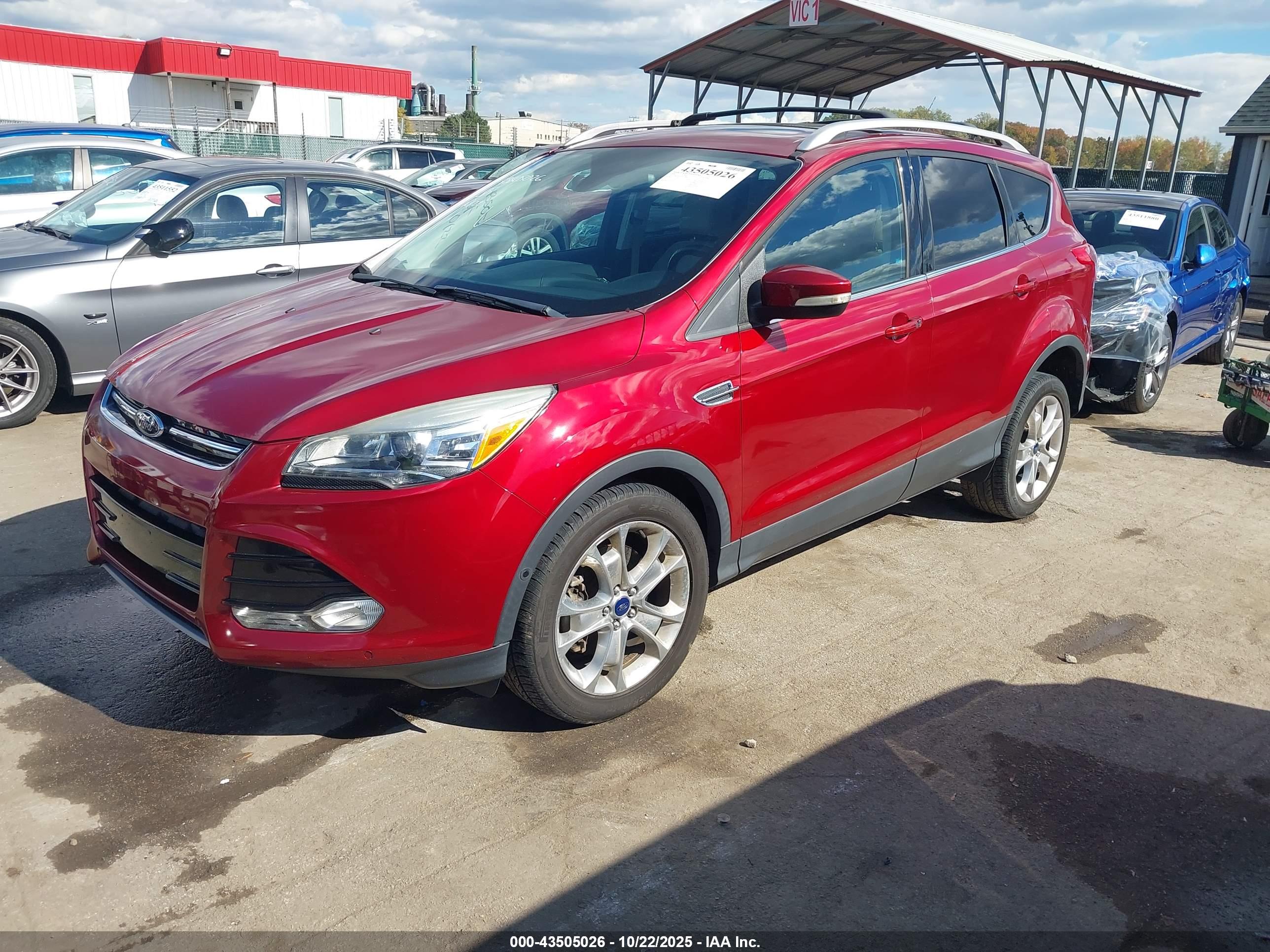 FORD ESCAPE image 2