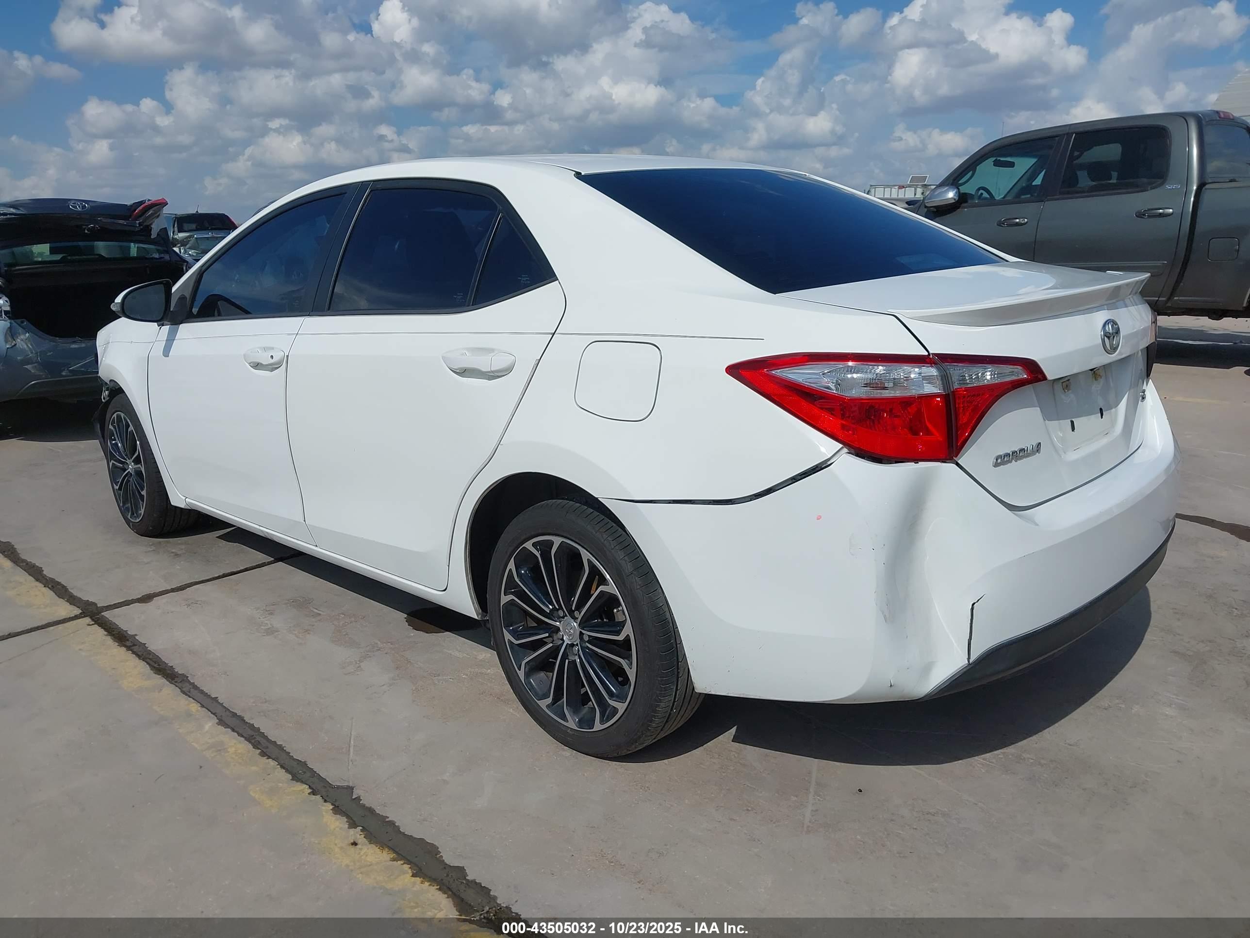TOYOTA COROLLA image 3