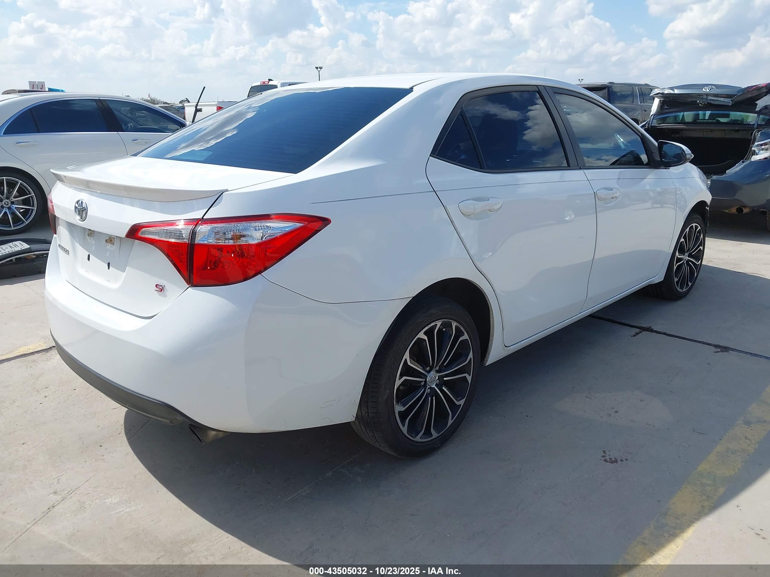 TOYOTA COROLLA image 4