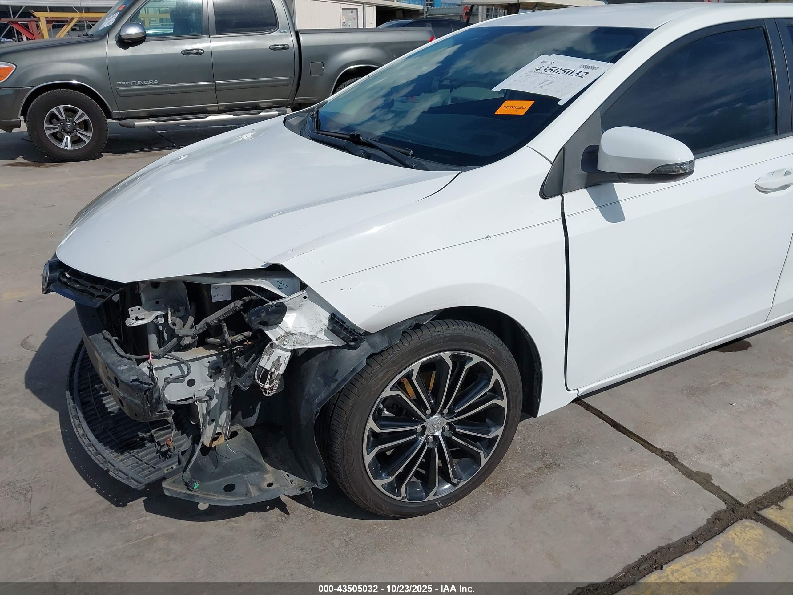 TOYOTA COROLLA image 6
