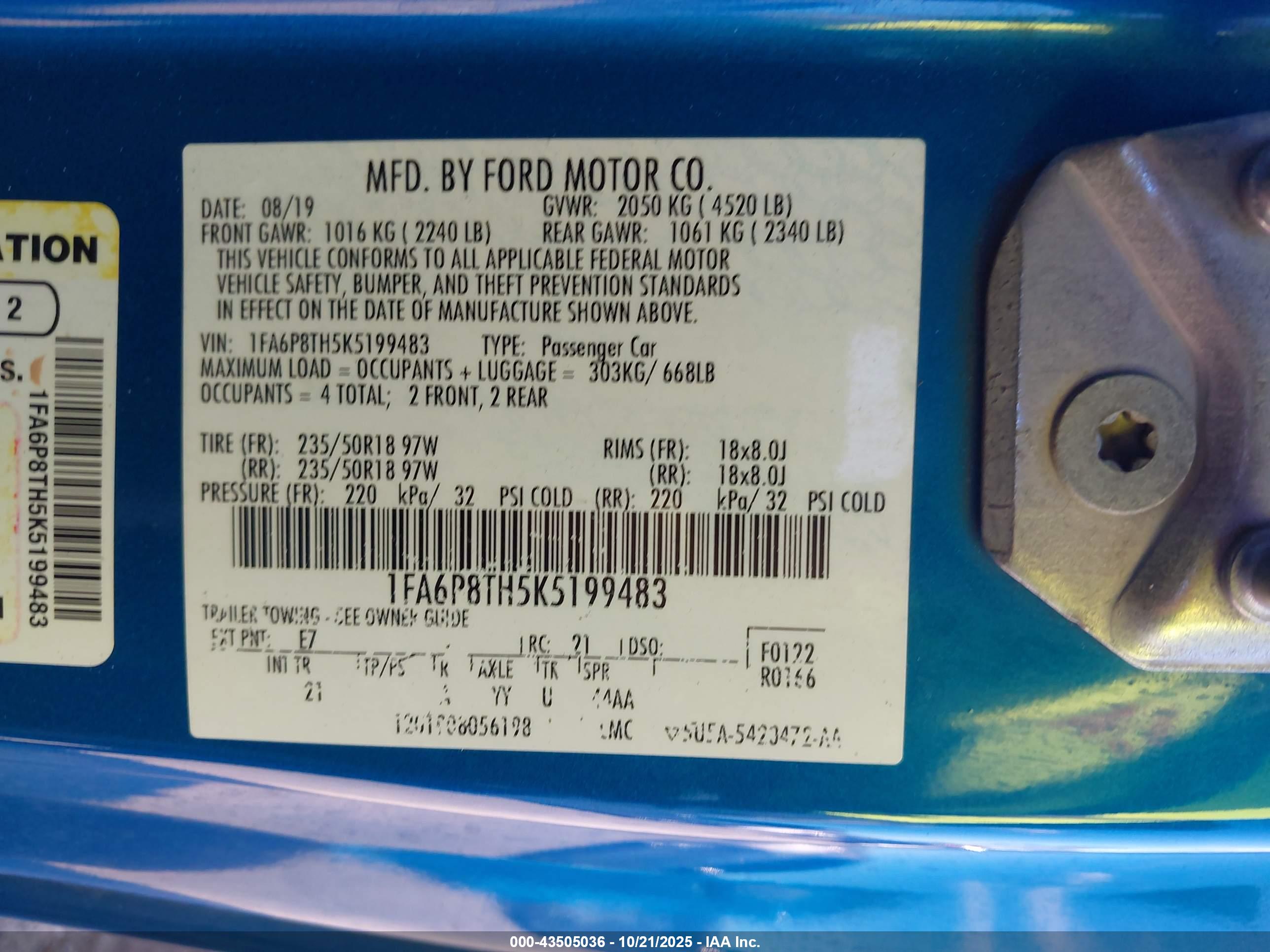 FORD MUSTANG image 9