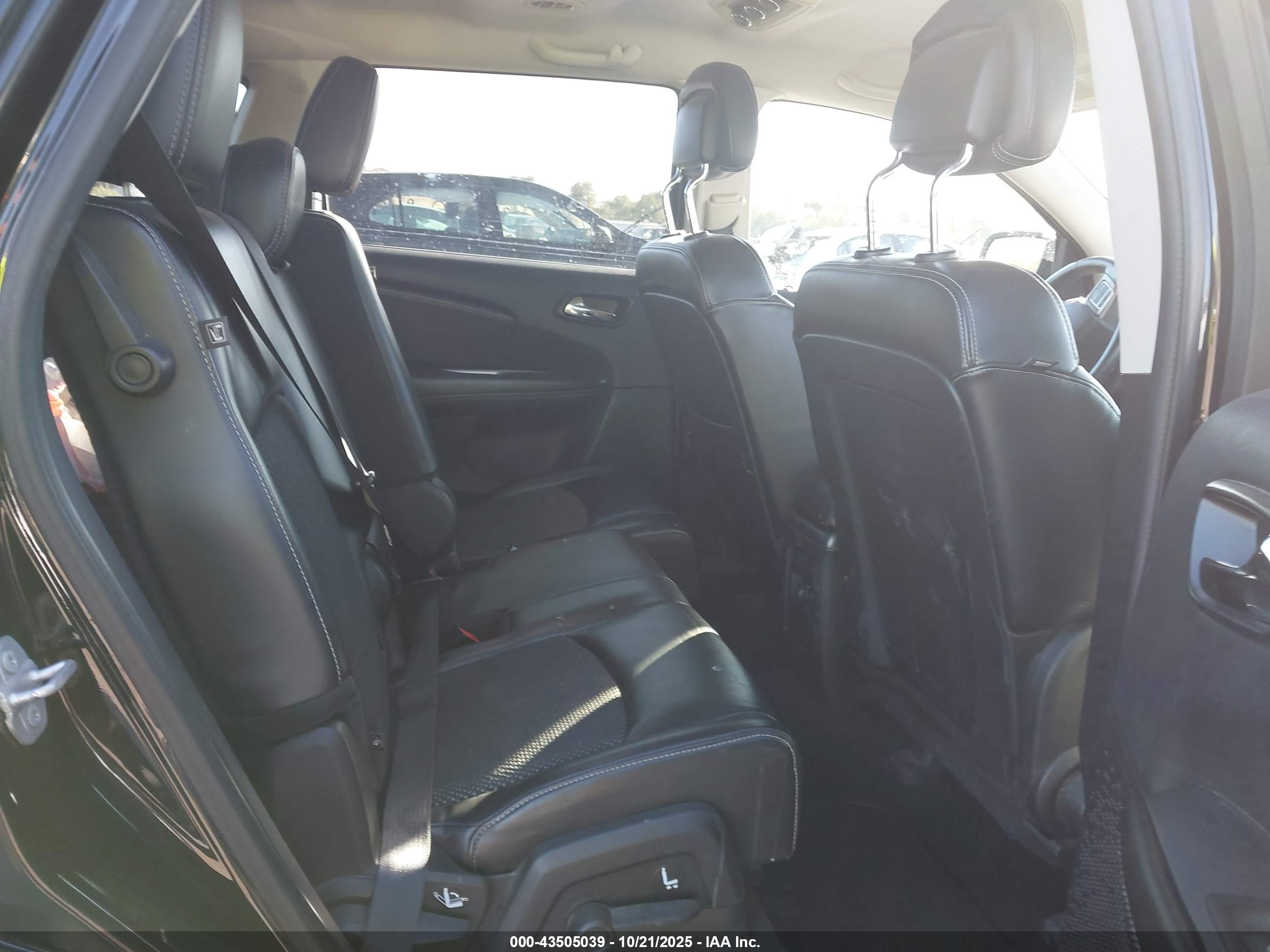DODGE JOURNEY image 8