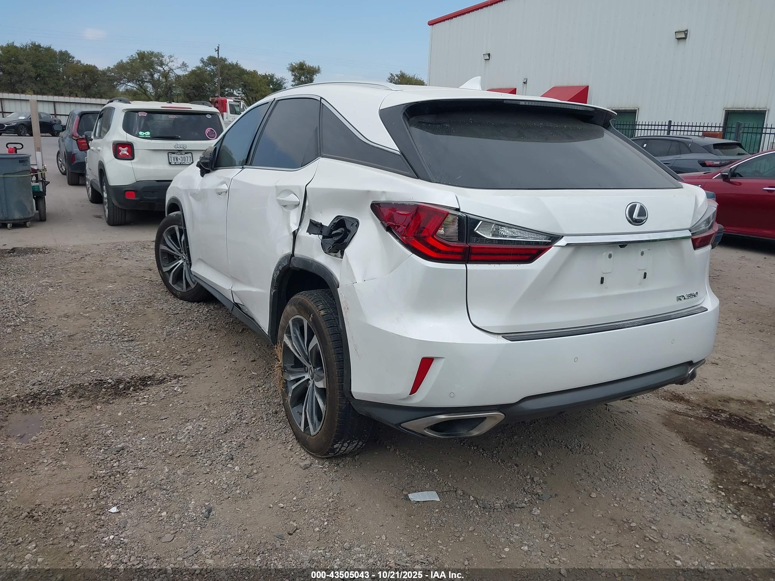 LEXUS RX image 3