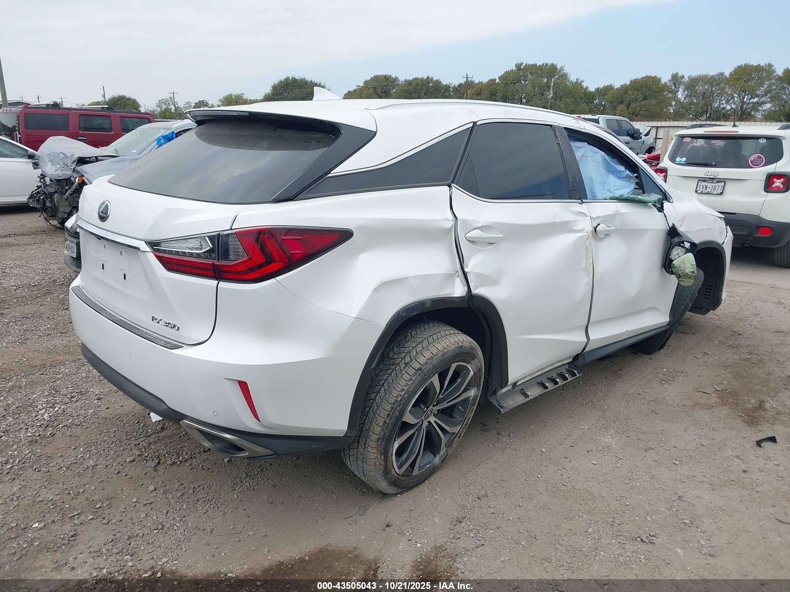 LEXUS RX image 4