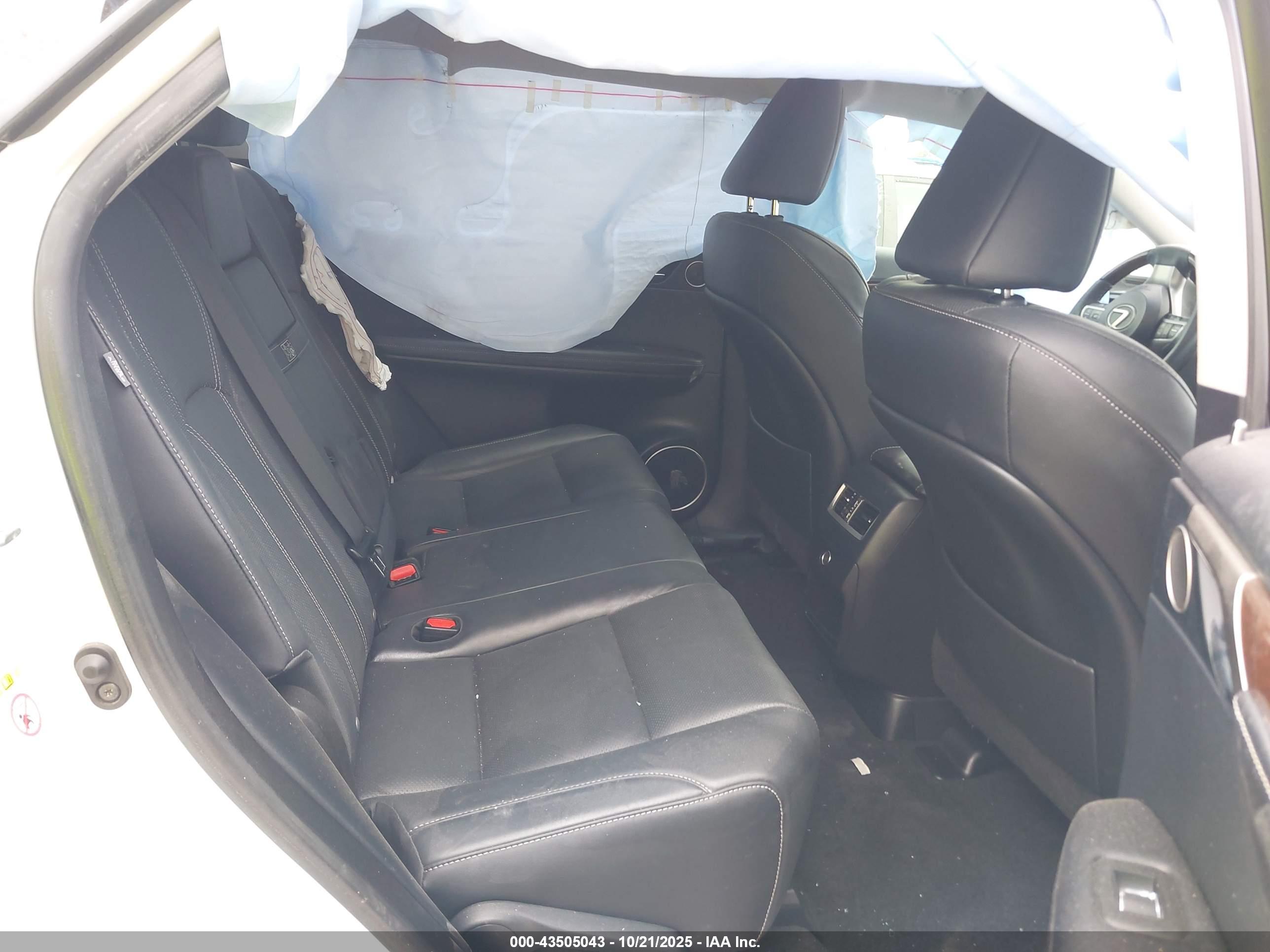 LEXUS RX image 8