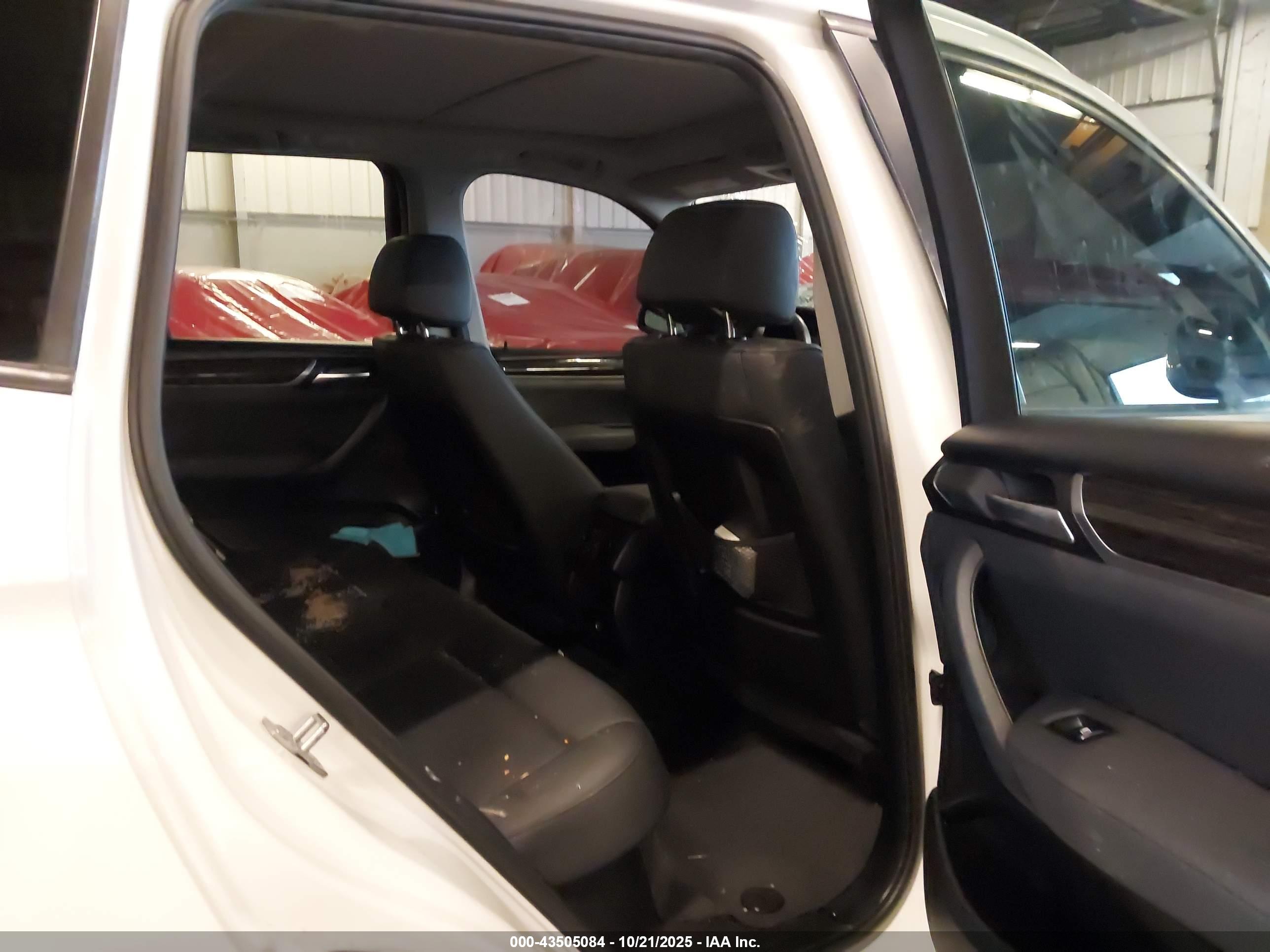 BMW X3 image 8