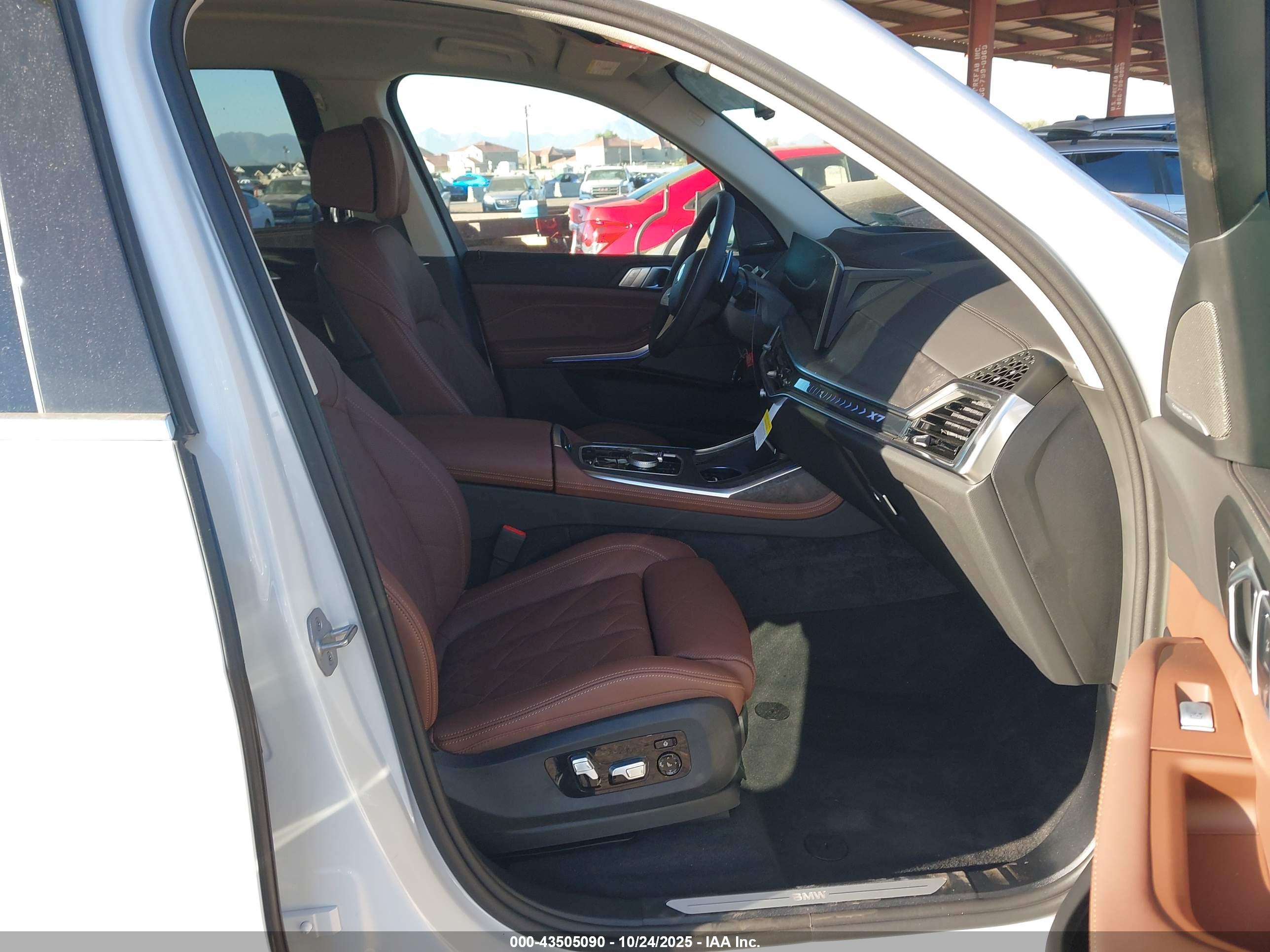 BMW X7 image 5