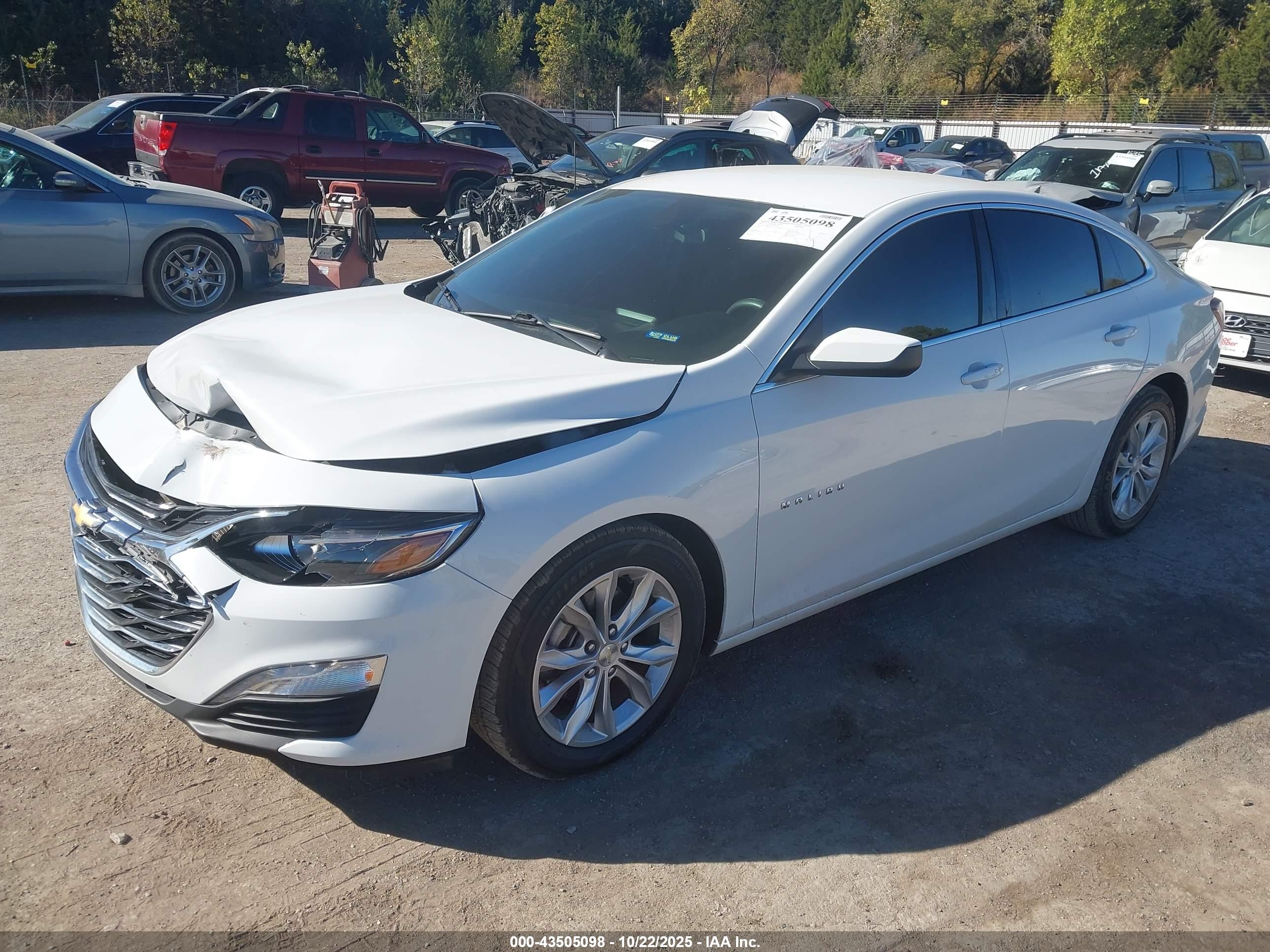 CHEVROLET MALIBU image 2
