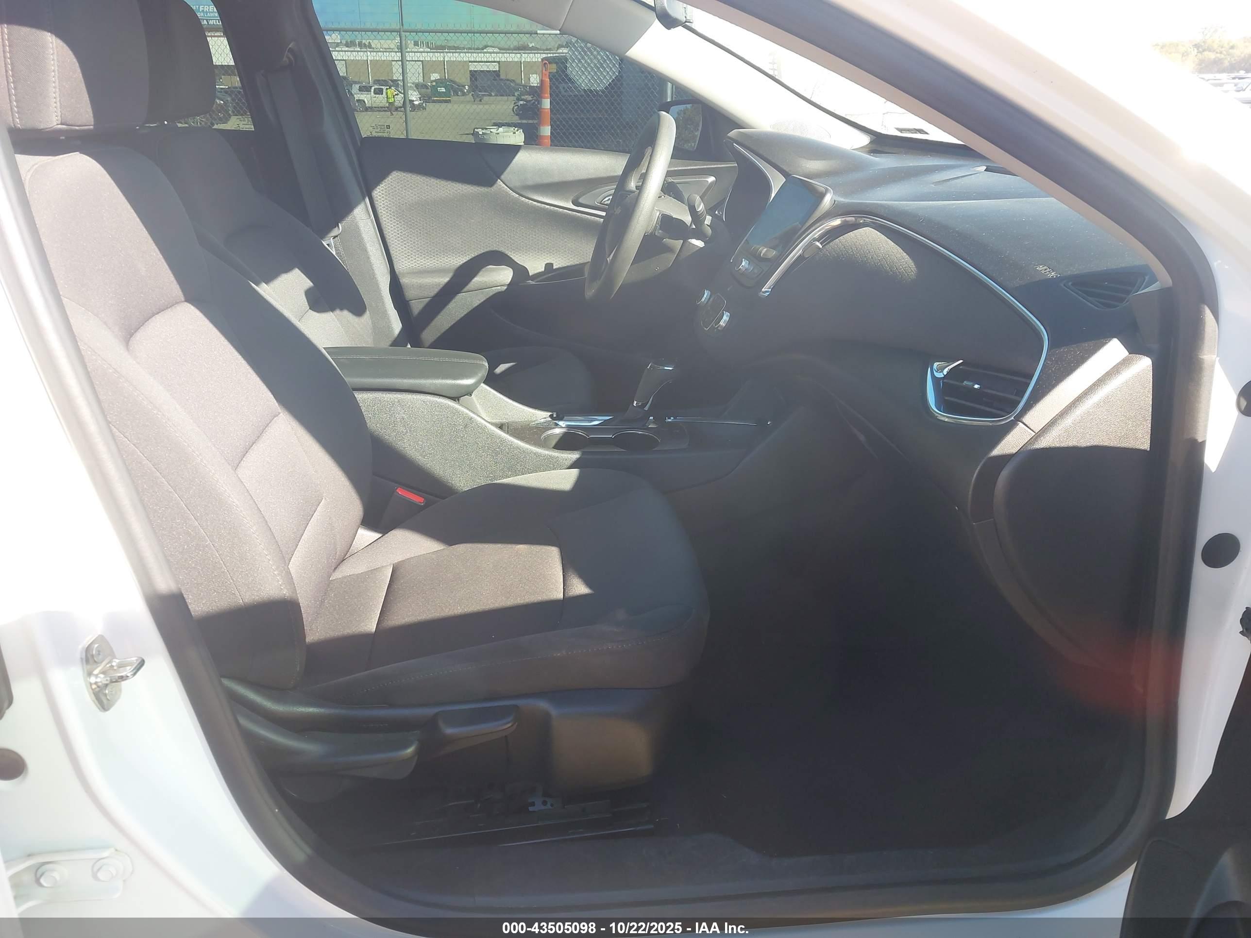 CHEVROLET MALIBU image 5