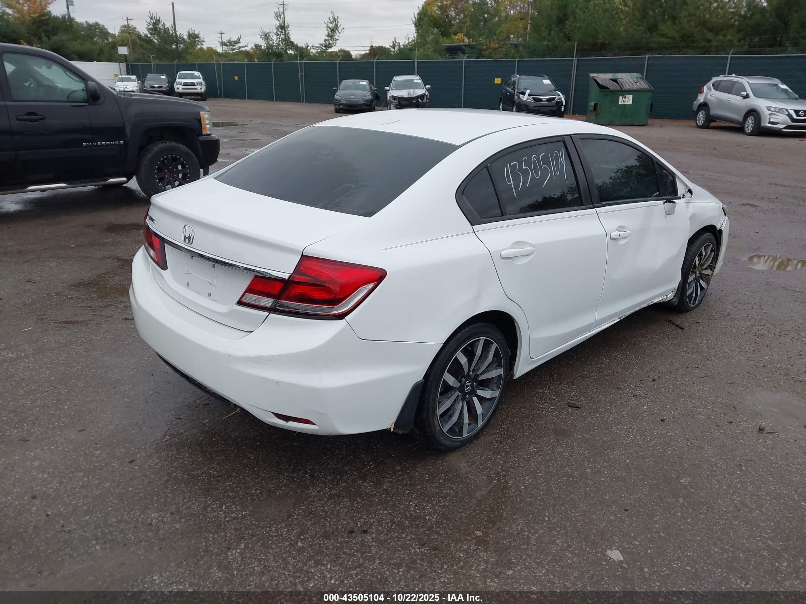 HONDA CIVIC image 4
