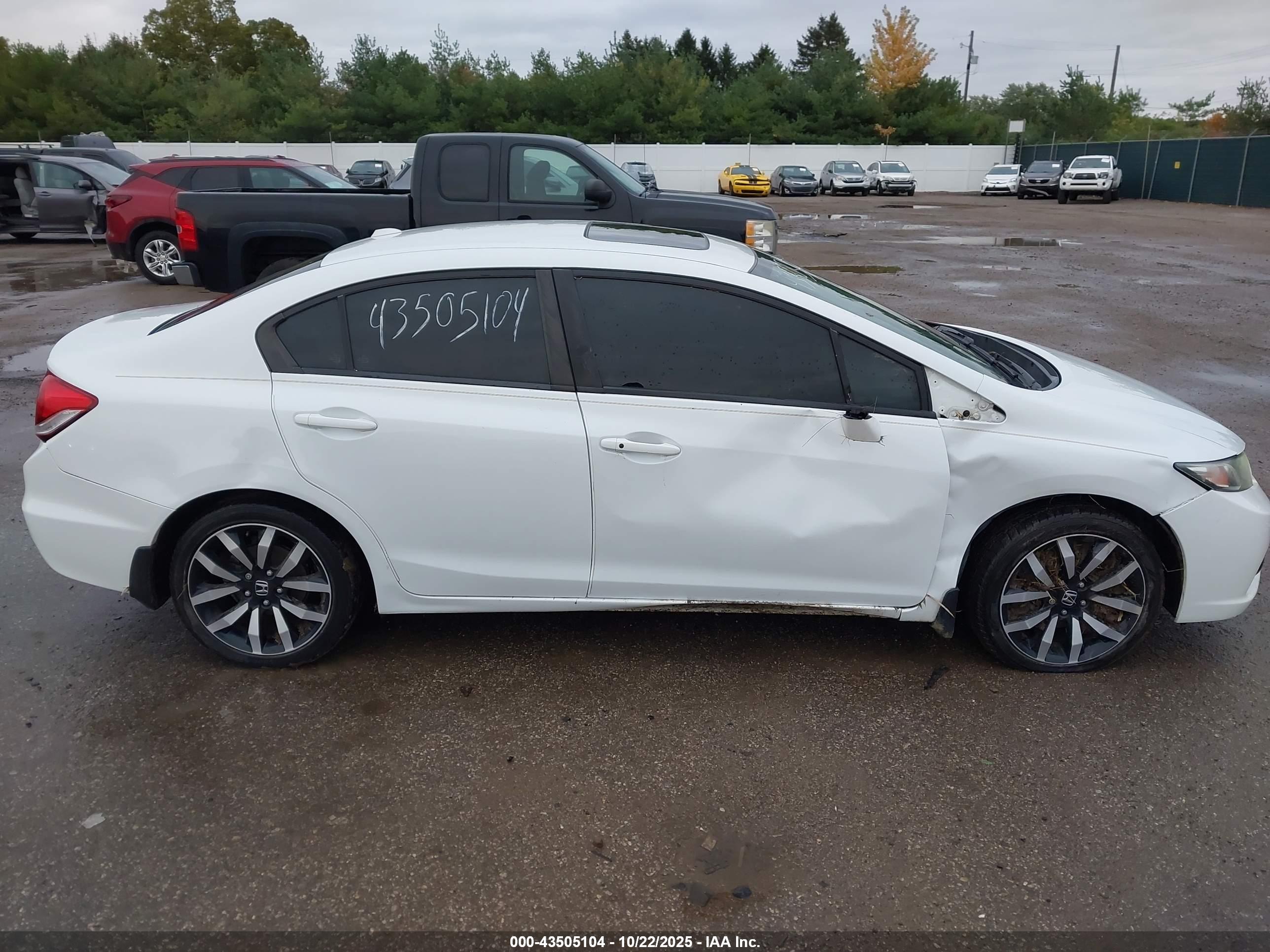 HONDA CIVIC image 6