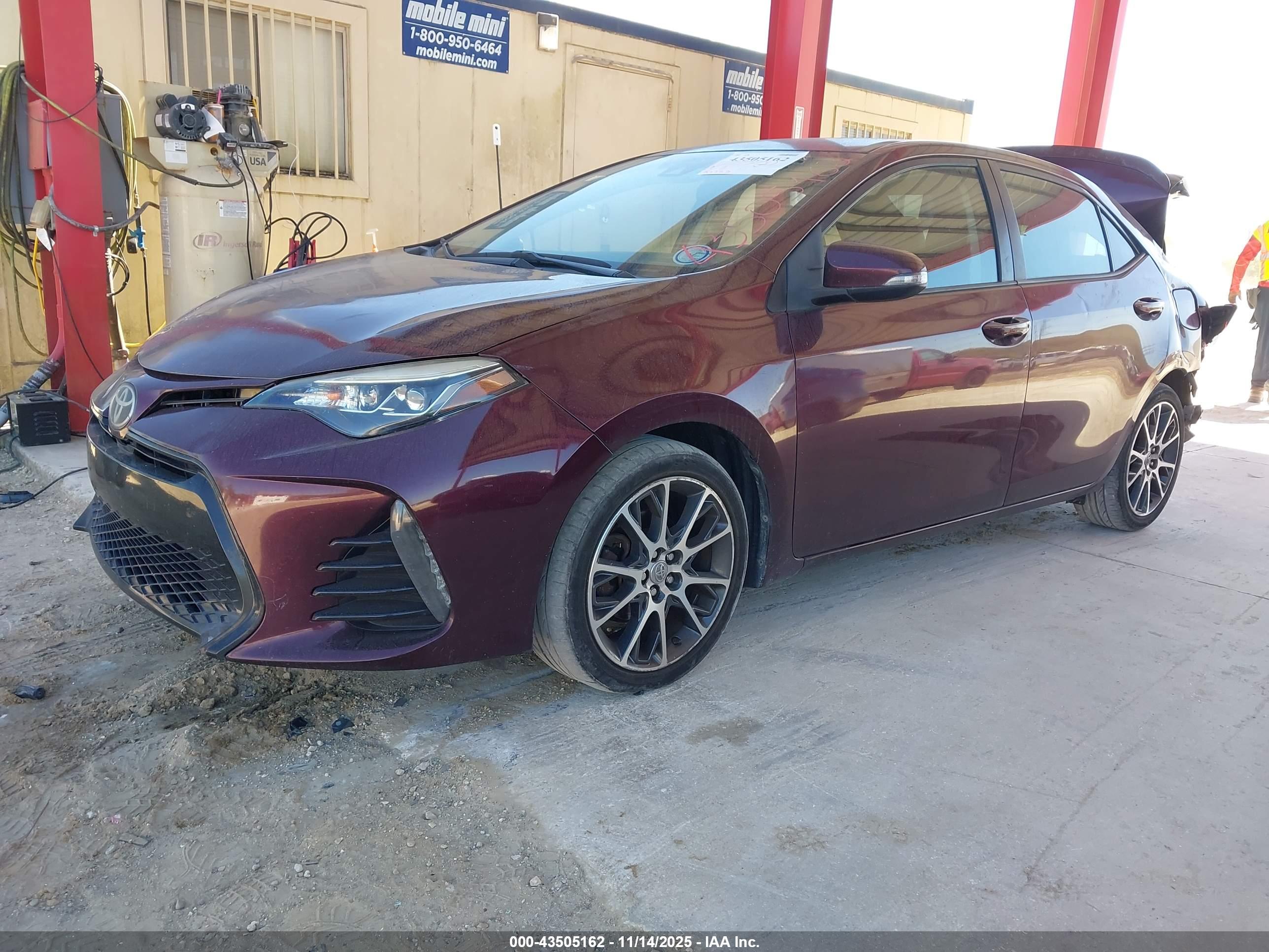 TOYOTA COROLLA image 2