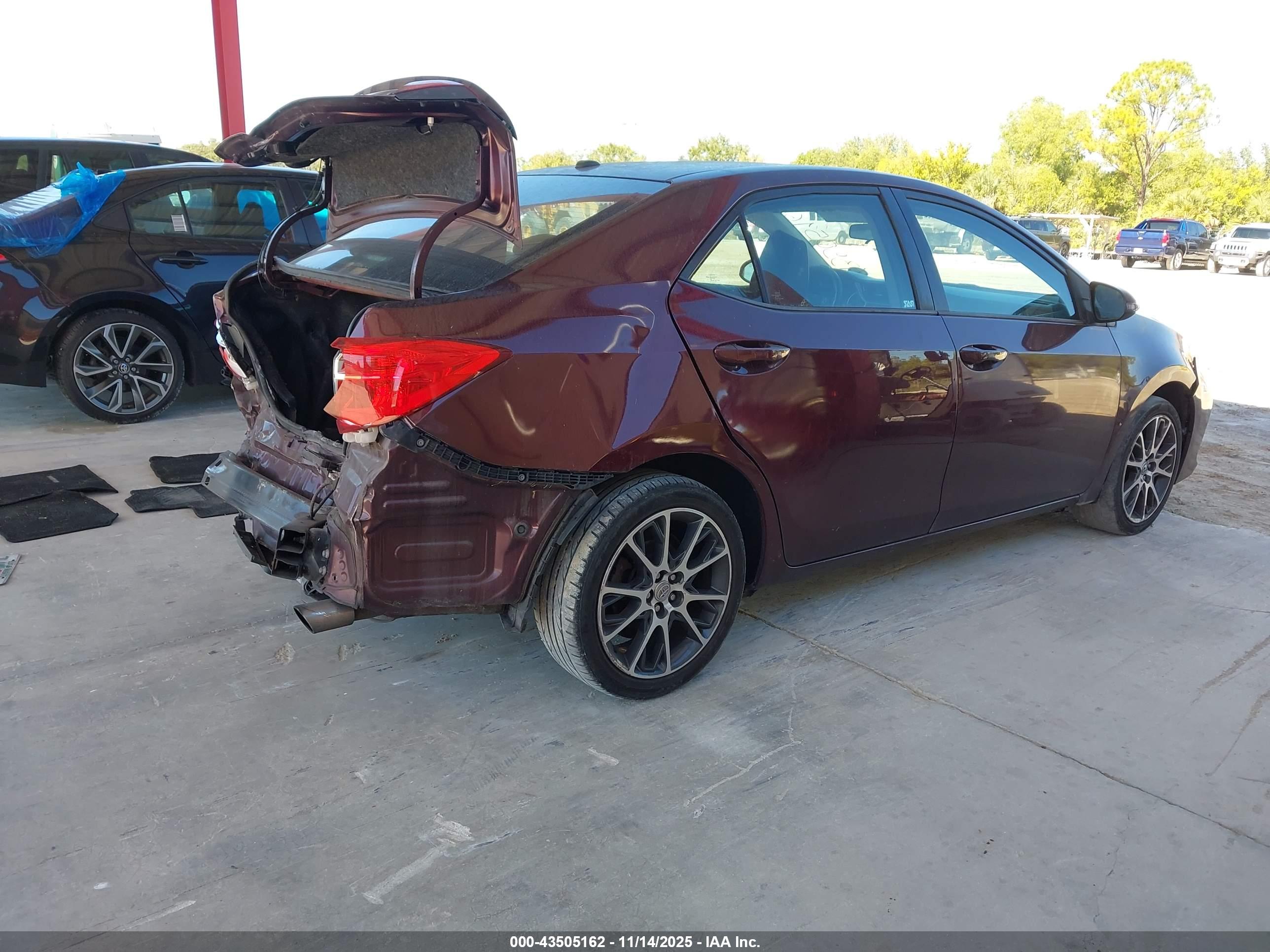 TOYOTA COROLLA image 4