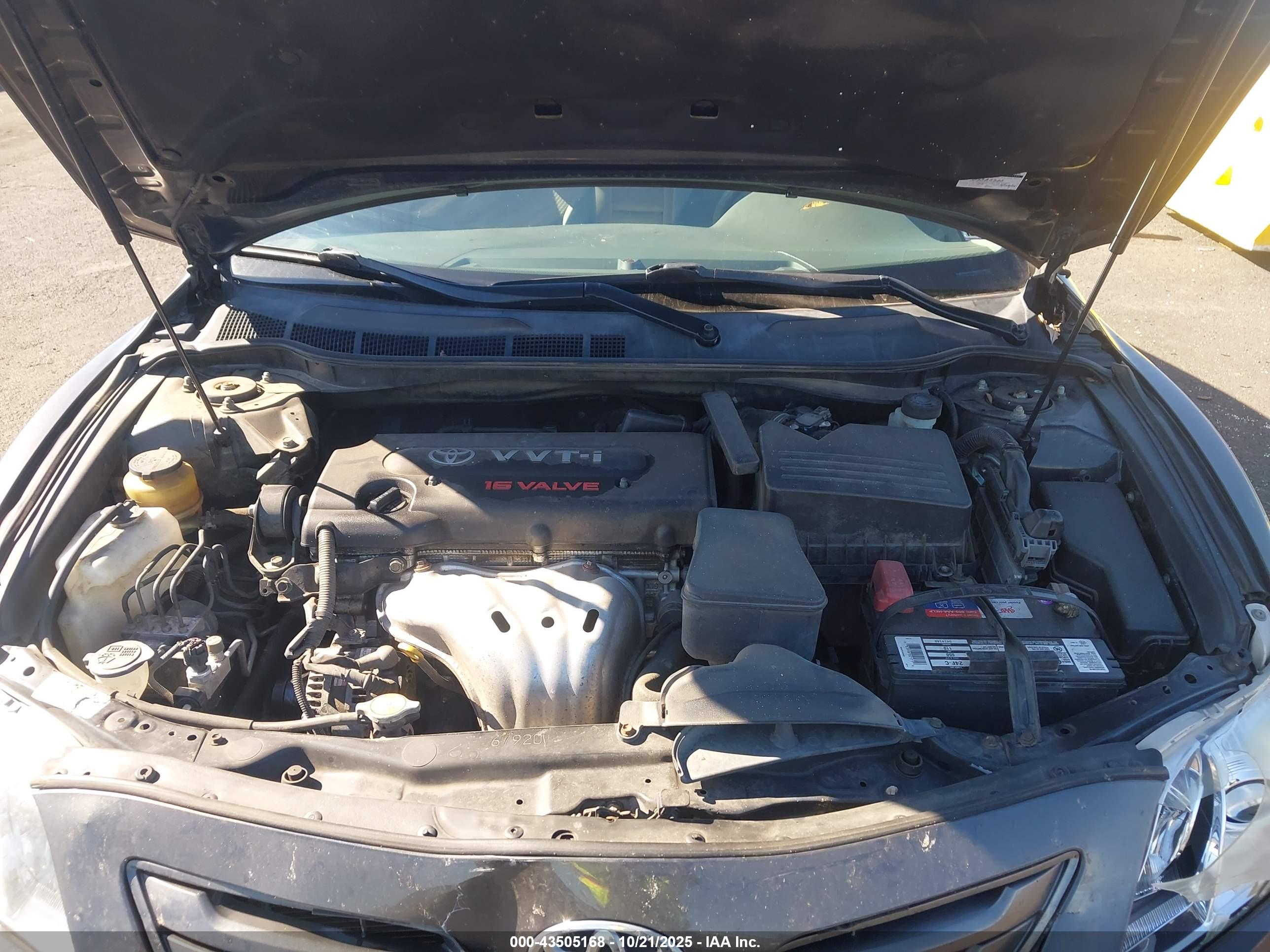 TOYOTA CAMRY image 10