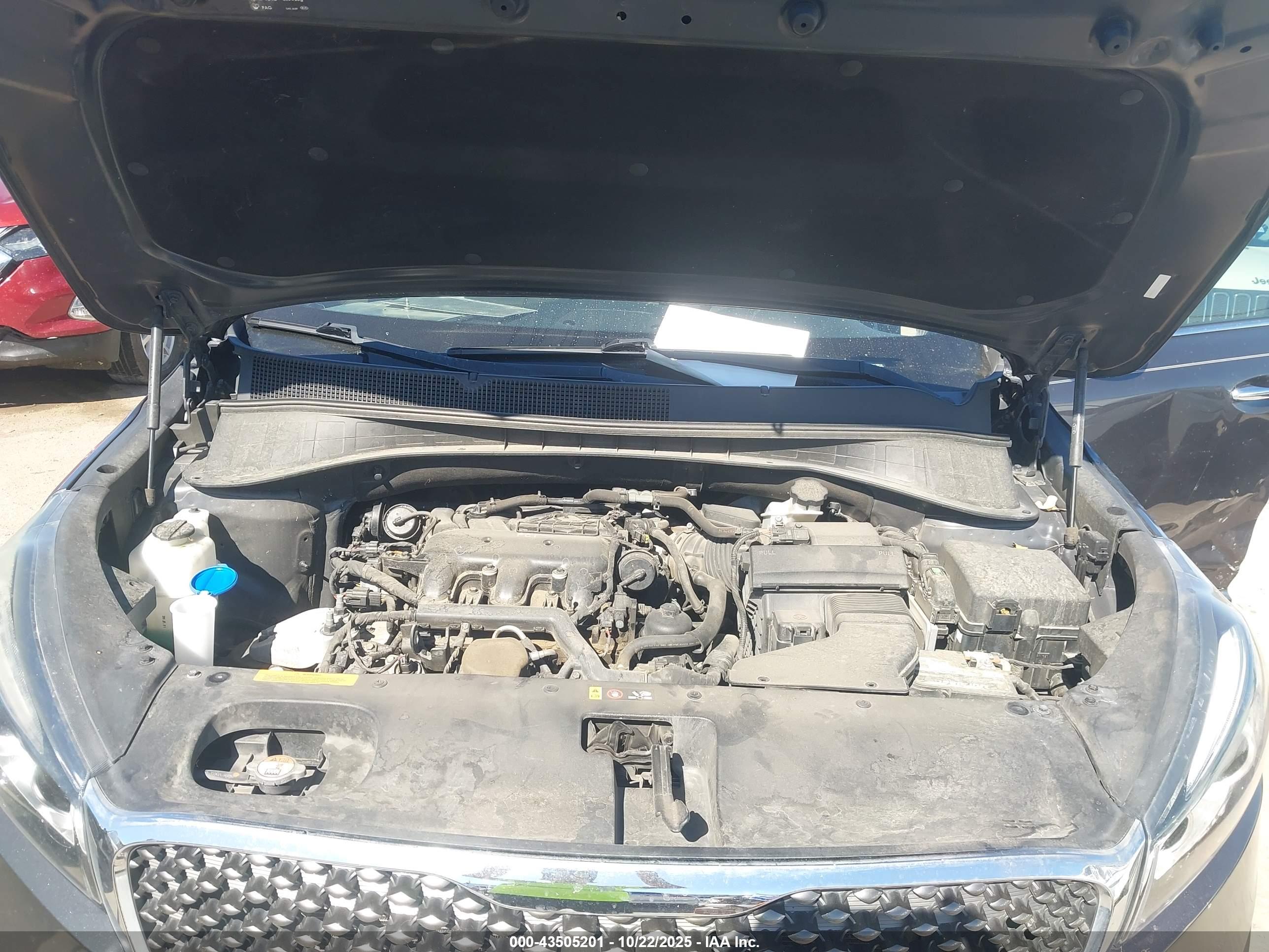 KIA SORENTO image 10