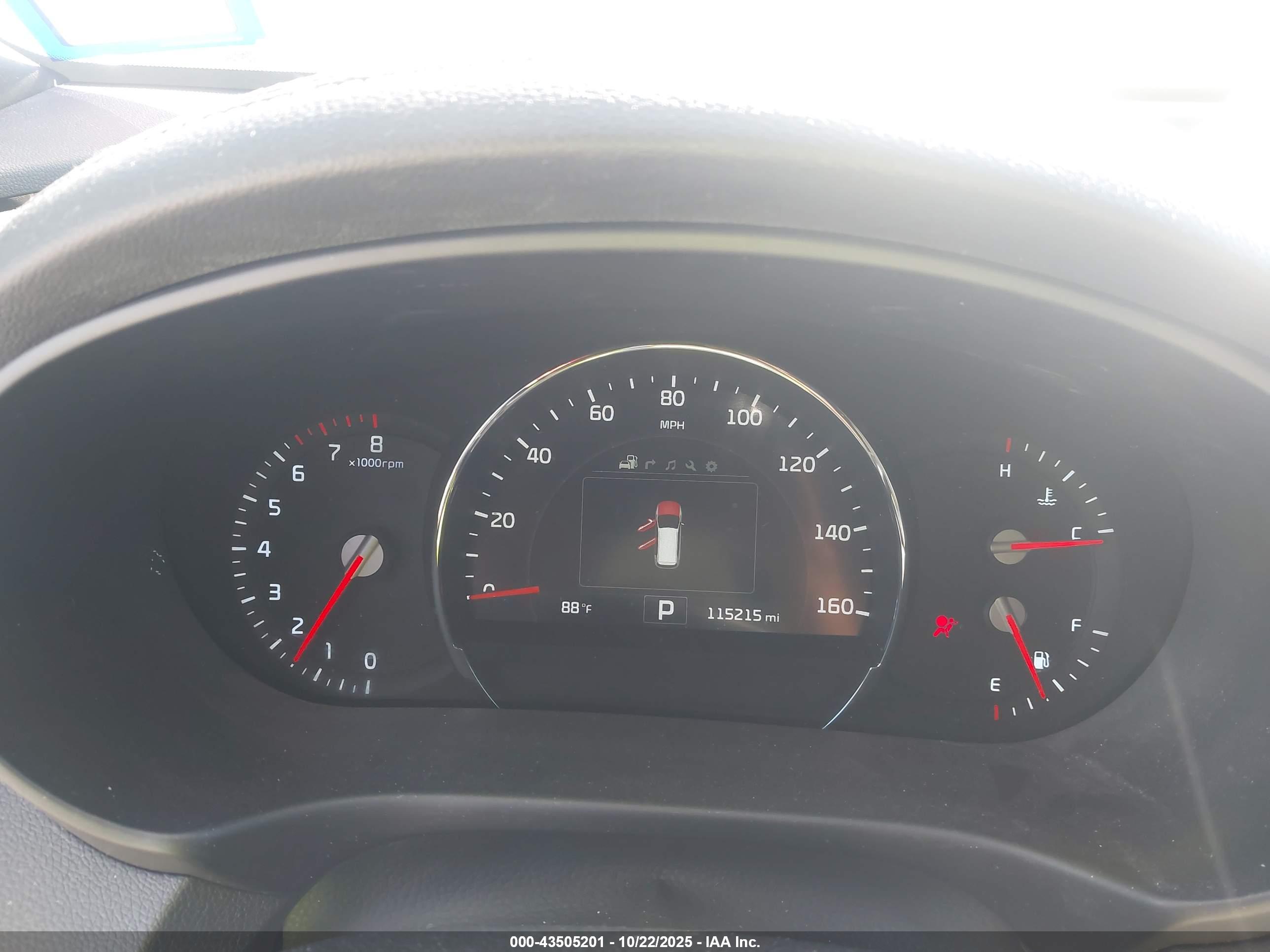 KIA SORENTO image 7