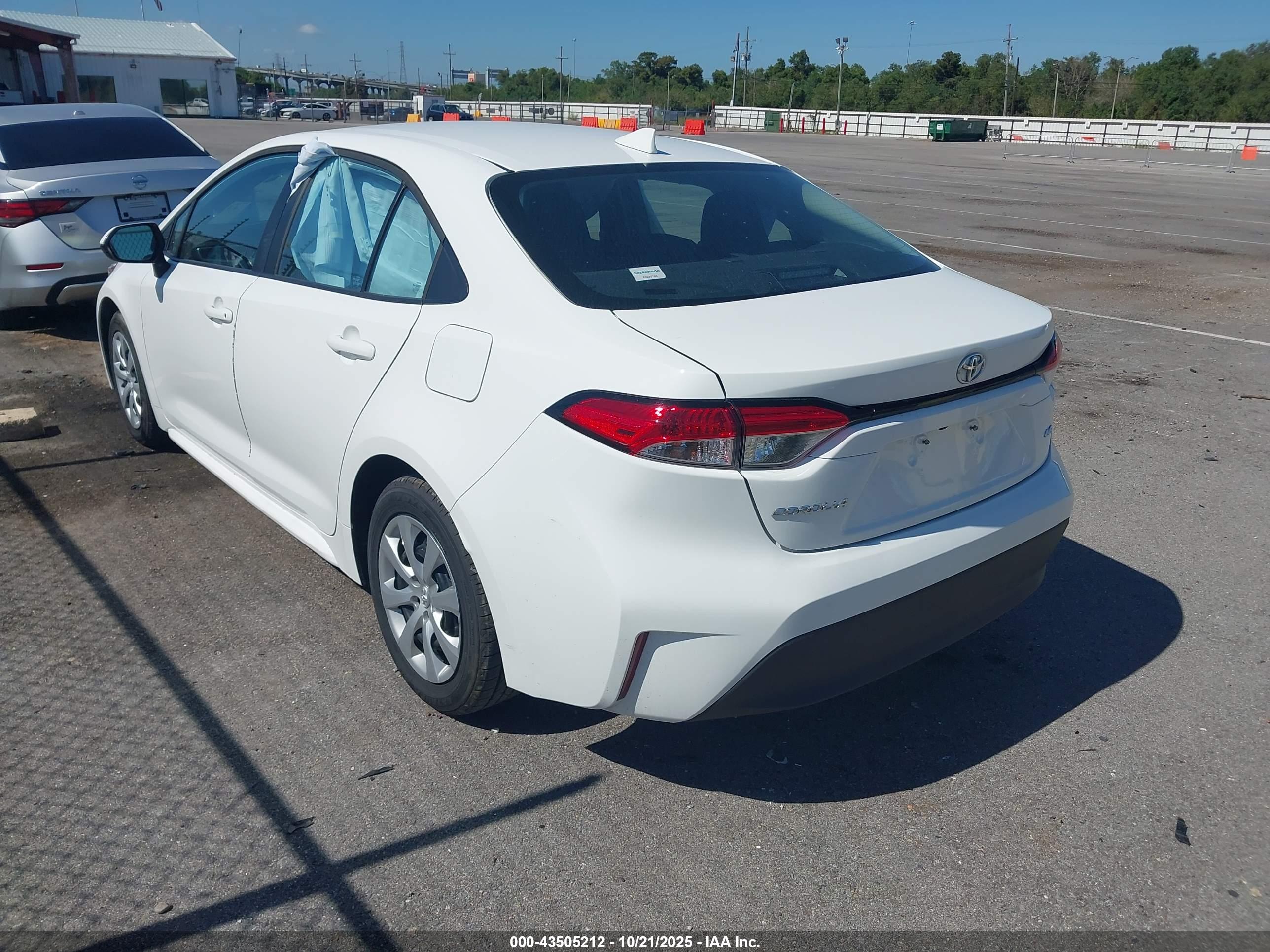 TOYOTA COROLLA image 3