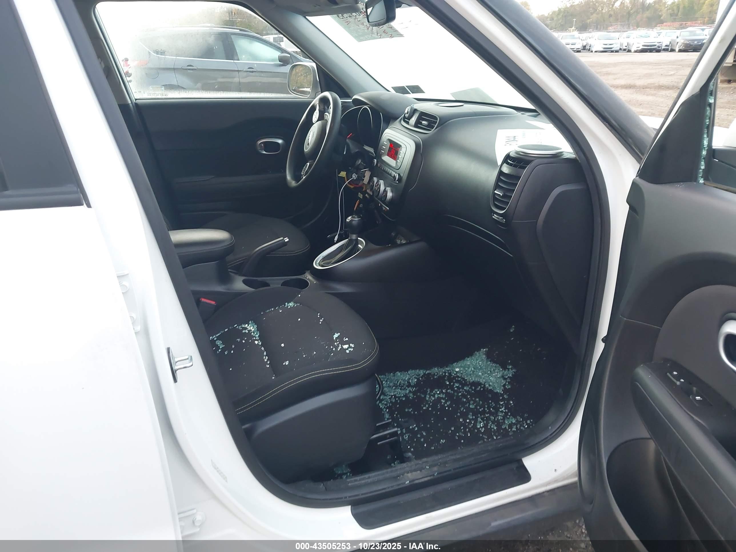 KIA SOUL image 5